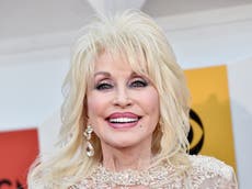 Jeff Bezos gives Dolly Parton $100m