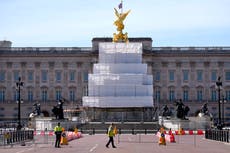 Andrew, Harry and Meghan won't appear on jubilee balcony