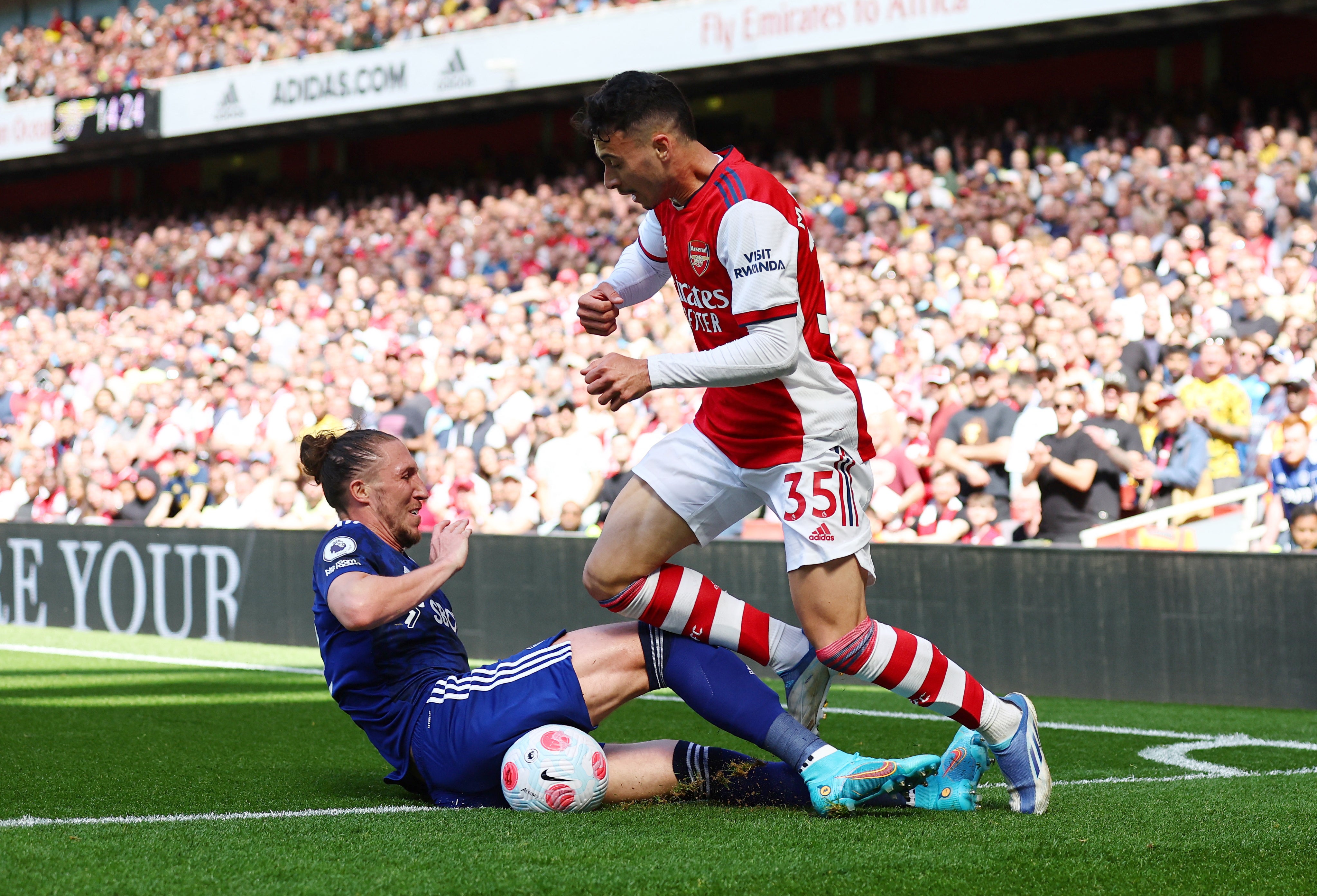 Luke Ayling goes in two-footed on Gabriel Martinelli