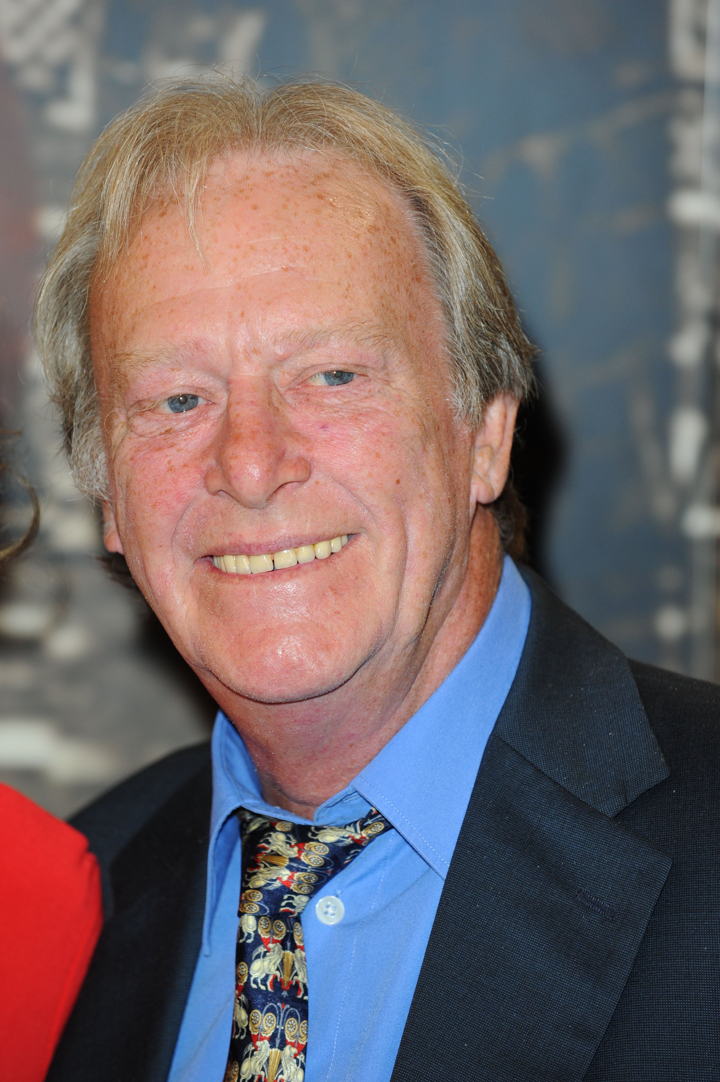 Dennis Waterman (Alamy)