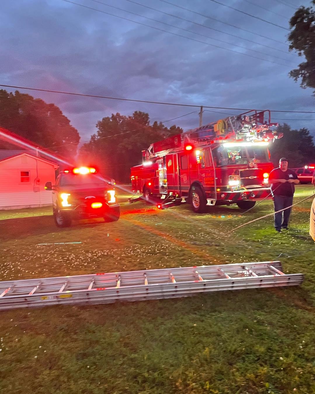 The Fire Department in Gaffney, South Carolina was able to rescue a cat teenager who fell 40 ft into a well