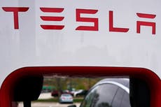 Tesla recalling more than 130,000 cars as touchscreens overheat and turn off