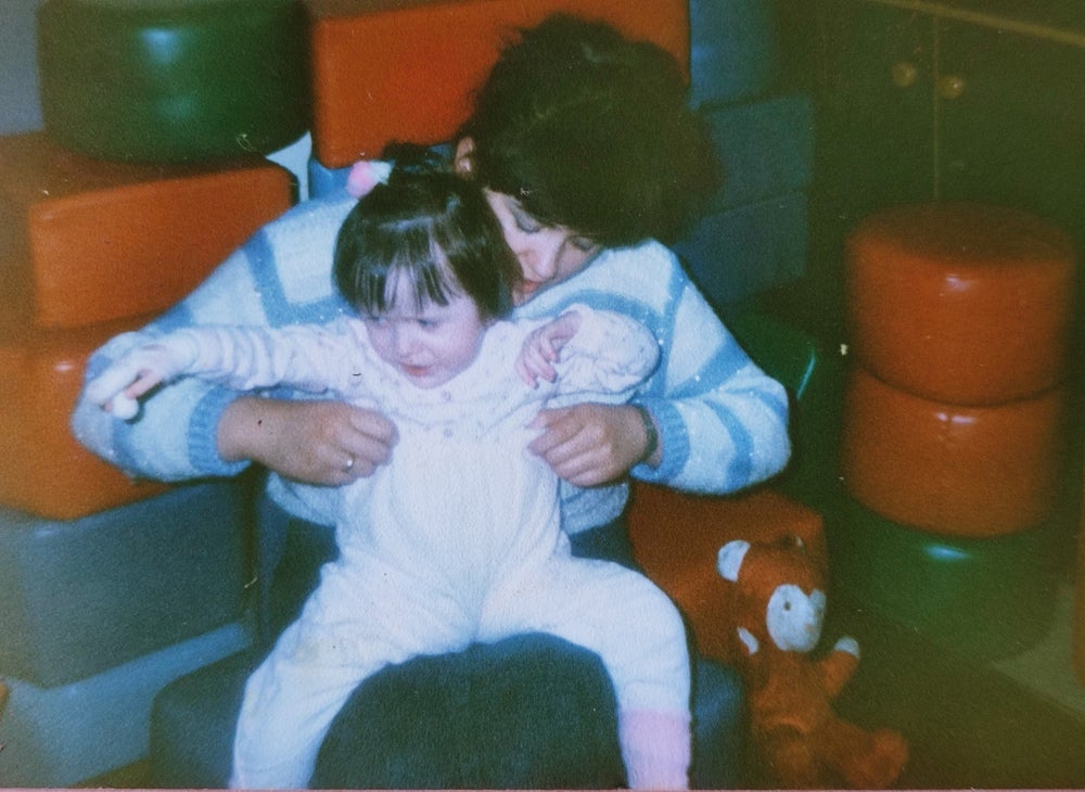 Joanna as a child in hospital in Krakow with her mum, Eva Klich (Collect/PA Real Life)