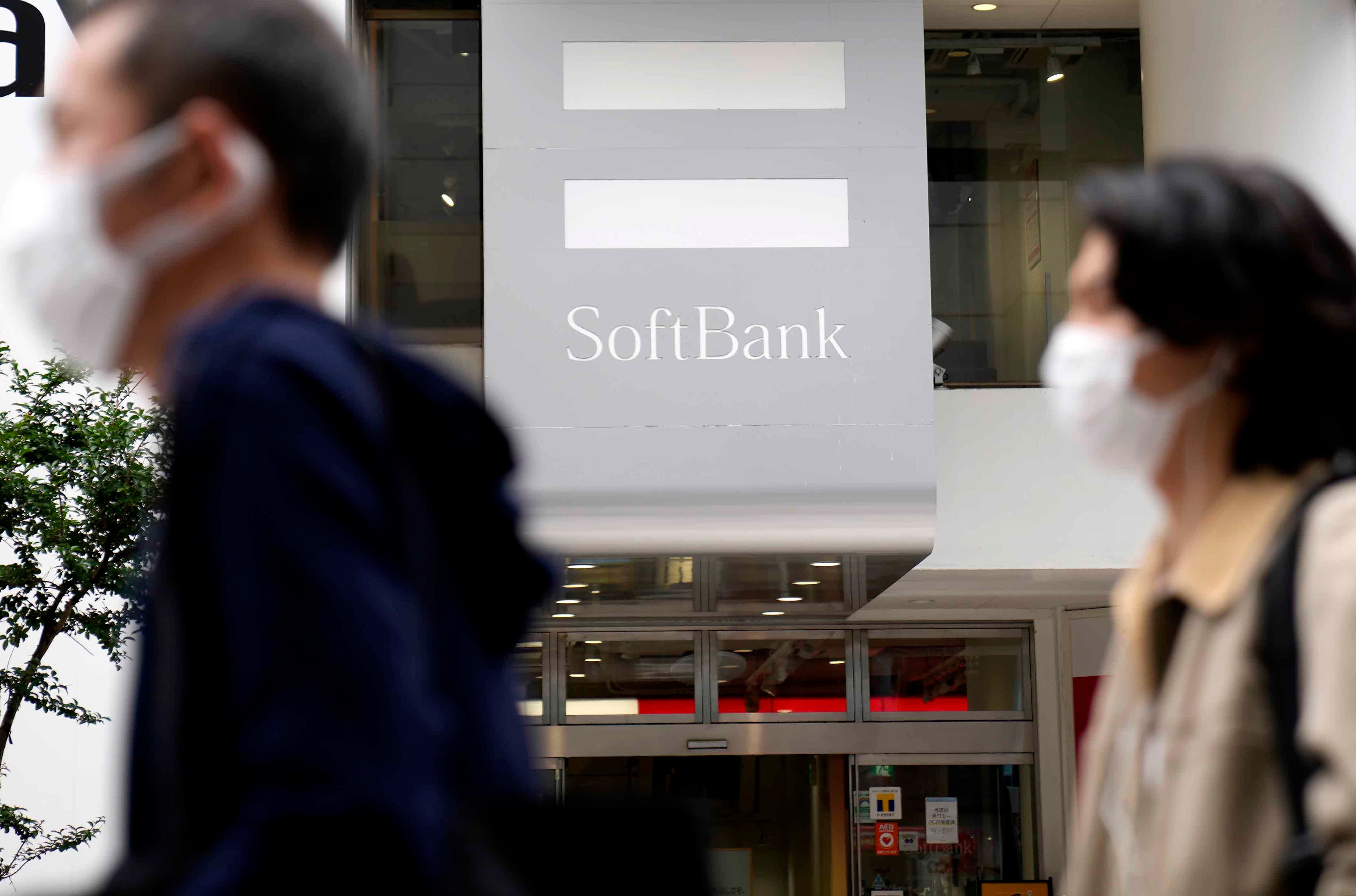 Japan Earns Softbank