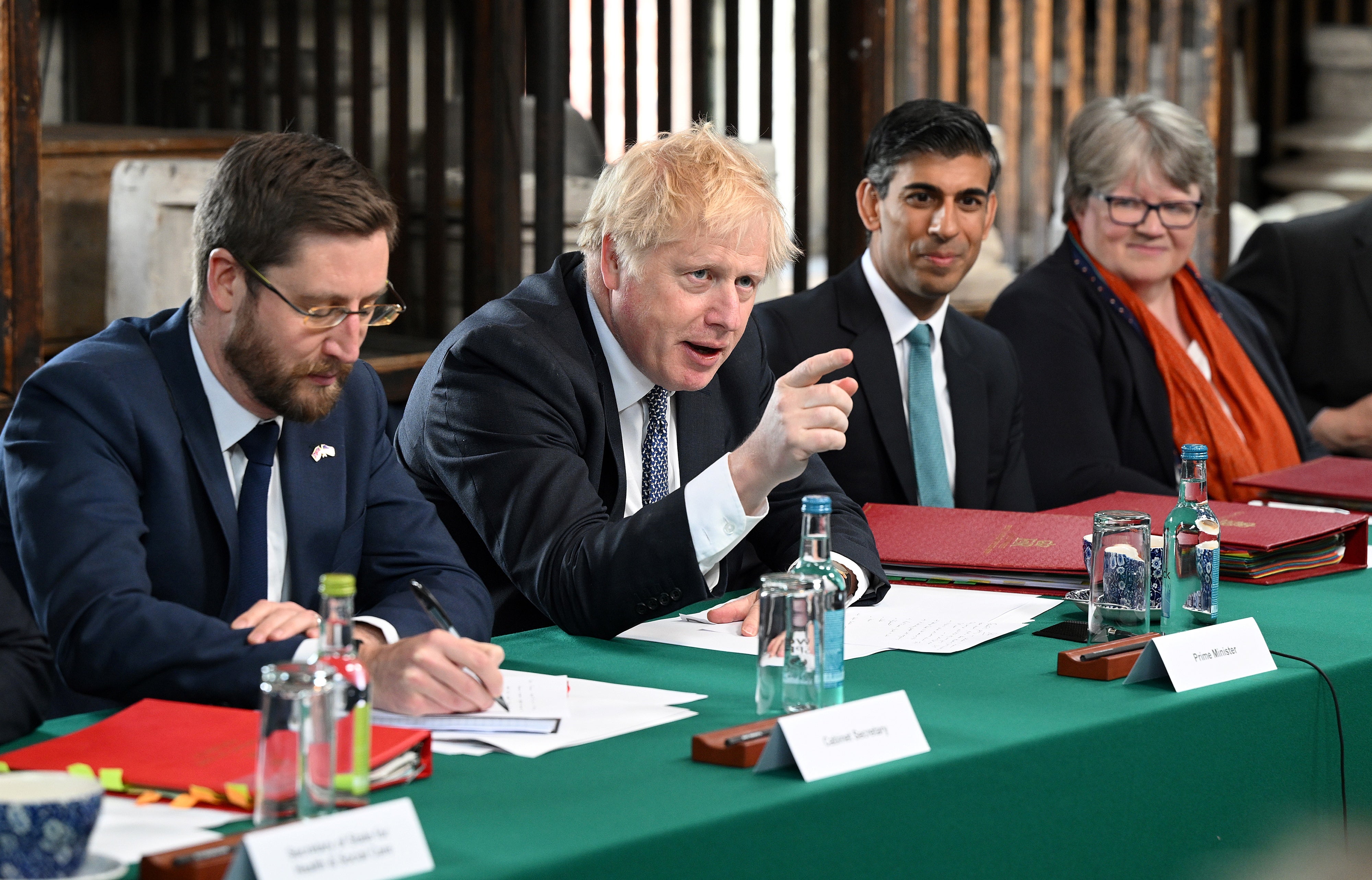 Boris Johnson leads cabinet meeting on cost of living crisis