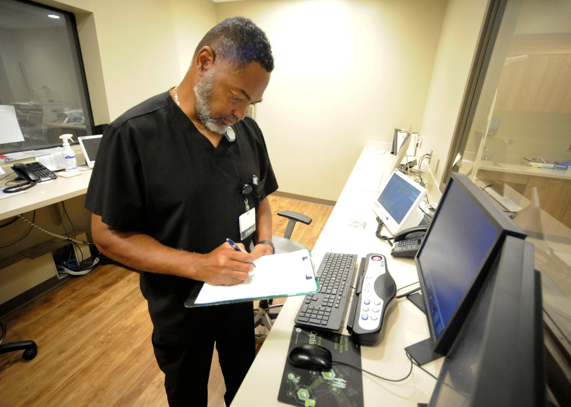 Virus Outbreak-Hospital Aid