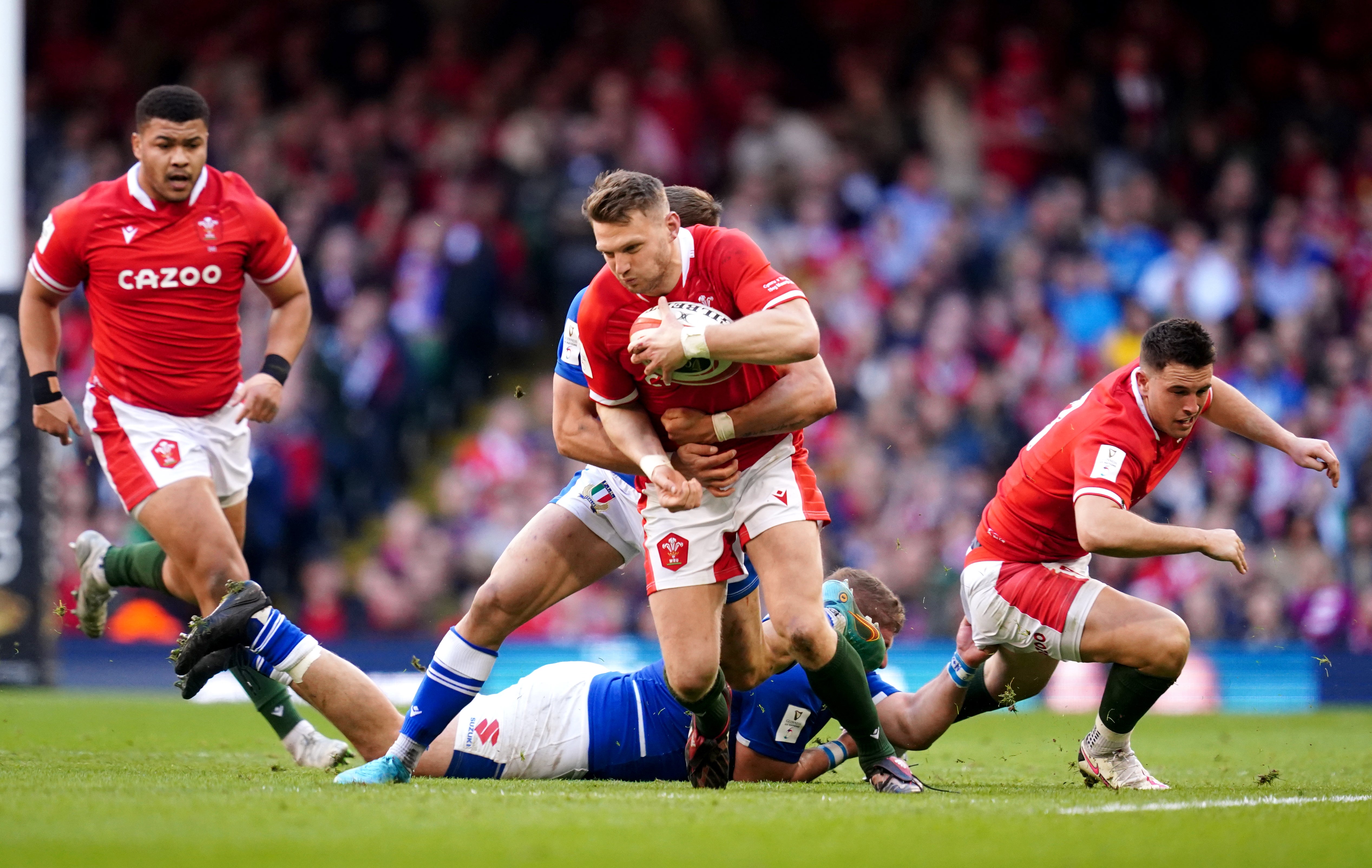 Dan Biggar continues as Wales captain despite Alun Wyn Jones’ presence in the squad (David Davies/PA)