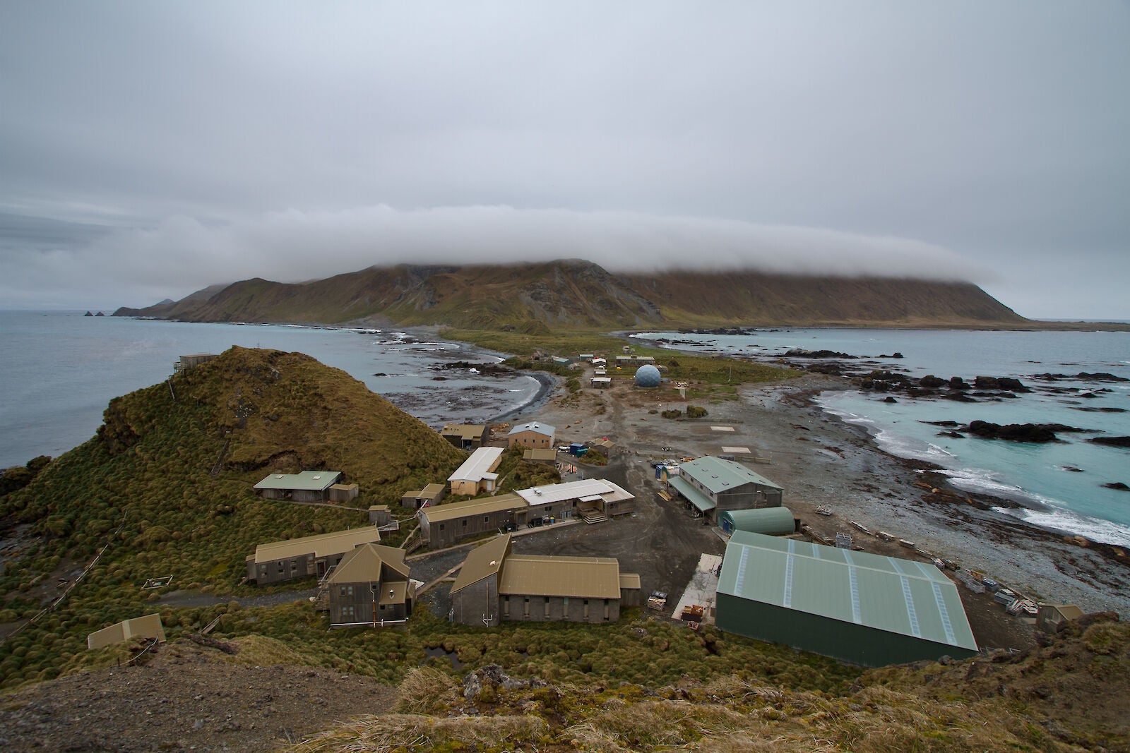 File: Research station on Macquarie Island