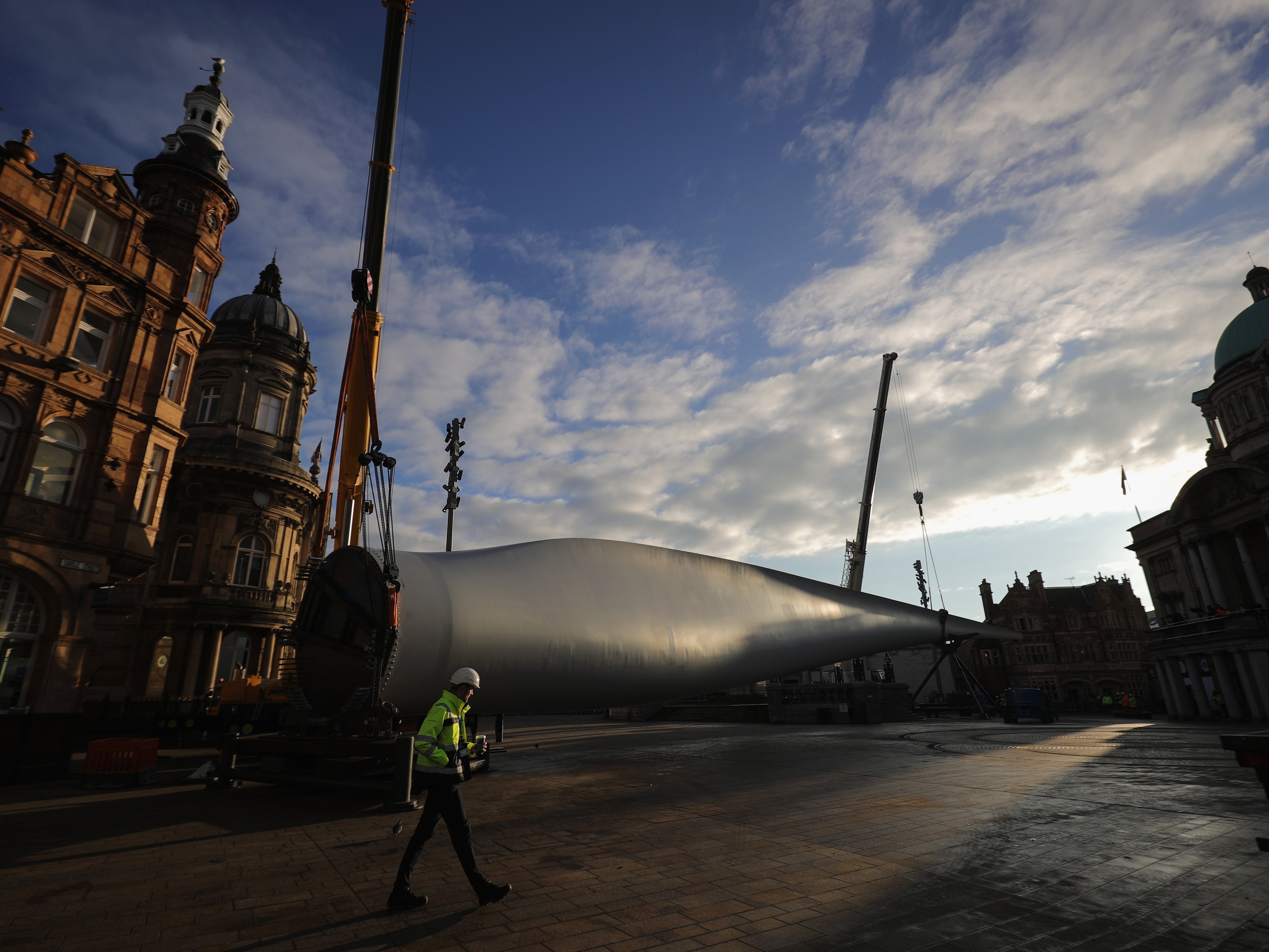 The first blade made by workers at the Siemens factory on display in Hull in 2017