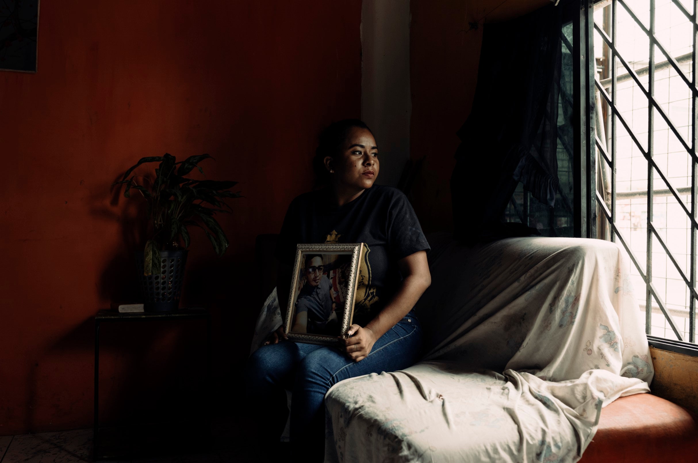 Vanessa, 28, explained how her husband Jorge was murdered in the September riots last year along with 117 other inmates on block 5 of Guayaqil’s El Litoral Penitentiary