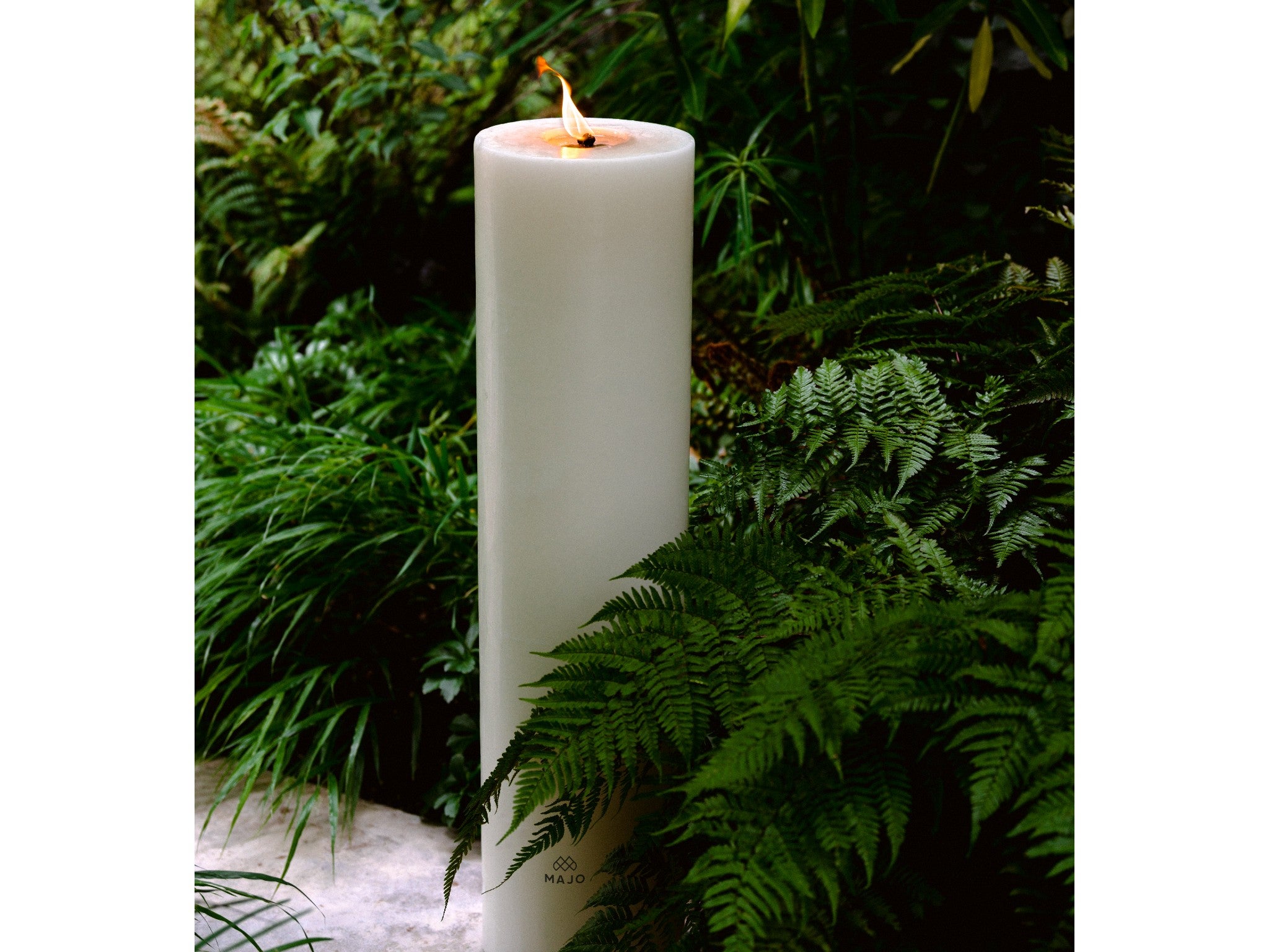 Kami outdoor pillar candle