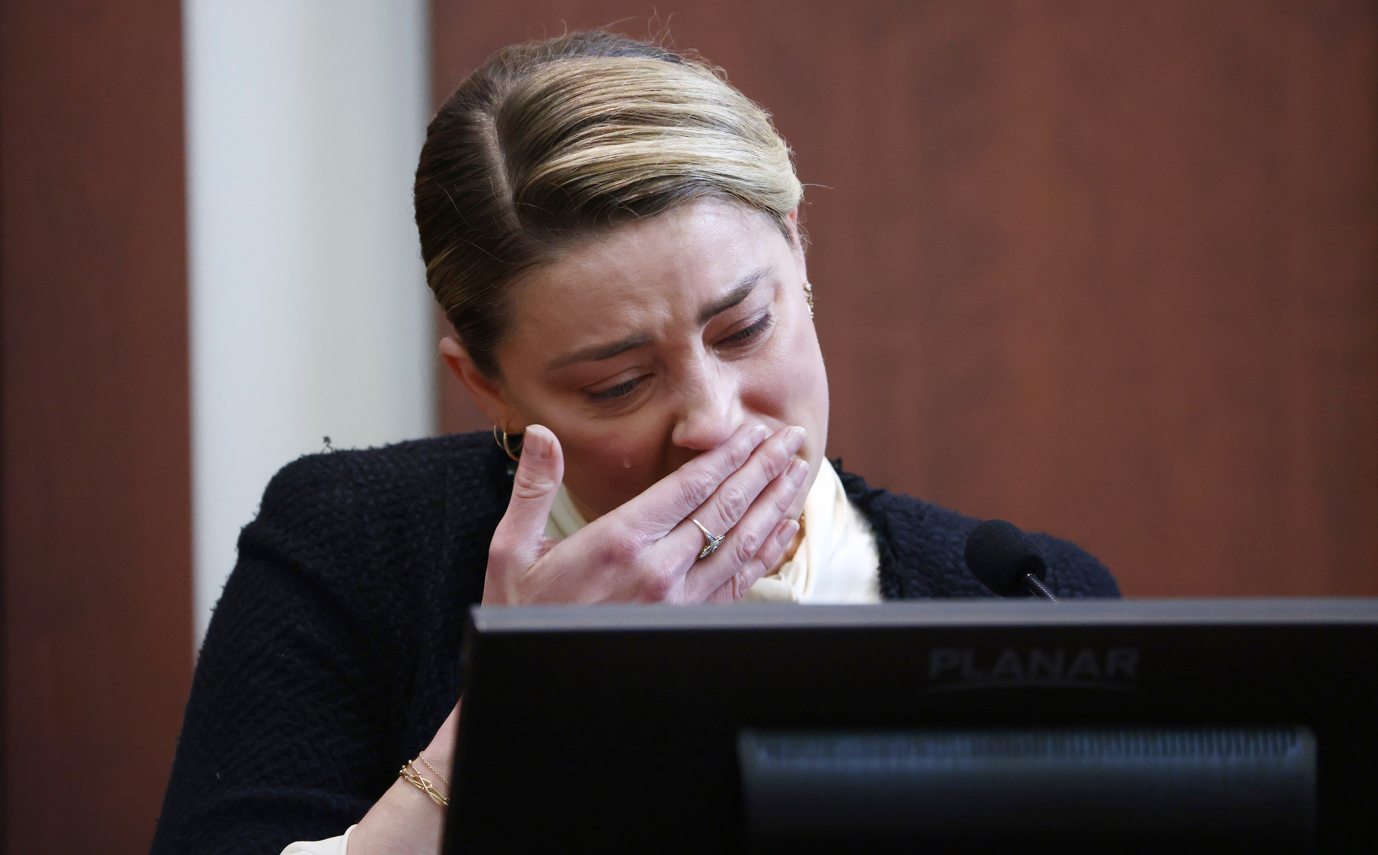 Actor Amber Heard testifying in the courtroom on 5 May