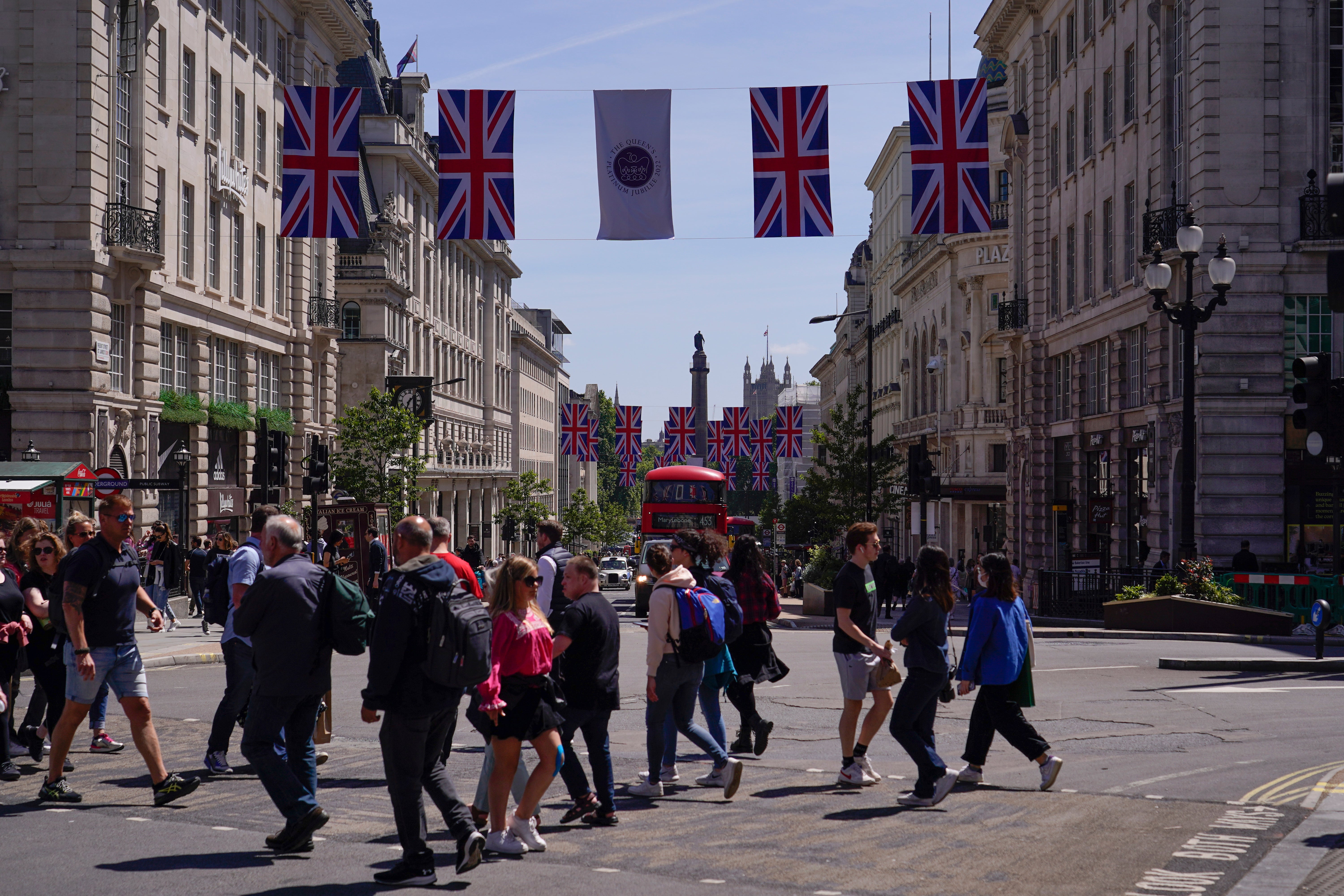 There’s been a mixed bag of weather across the country recently and that looks set to continue