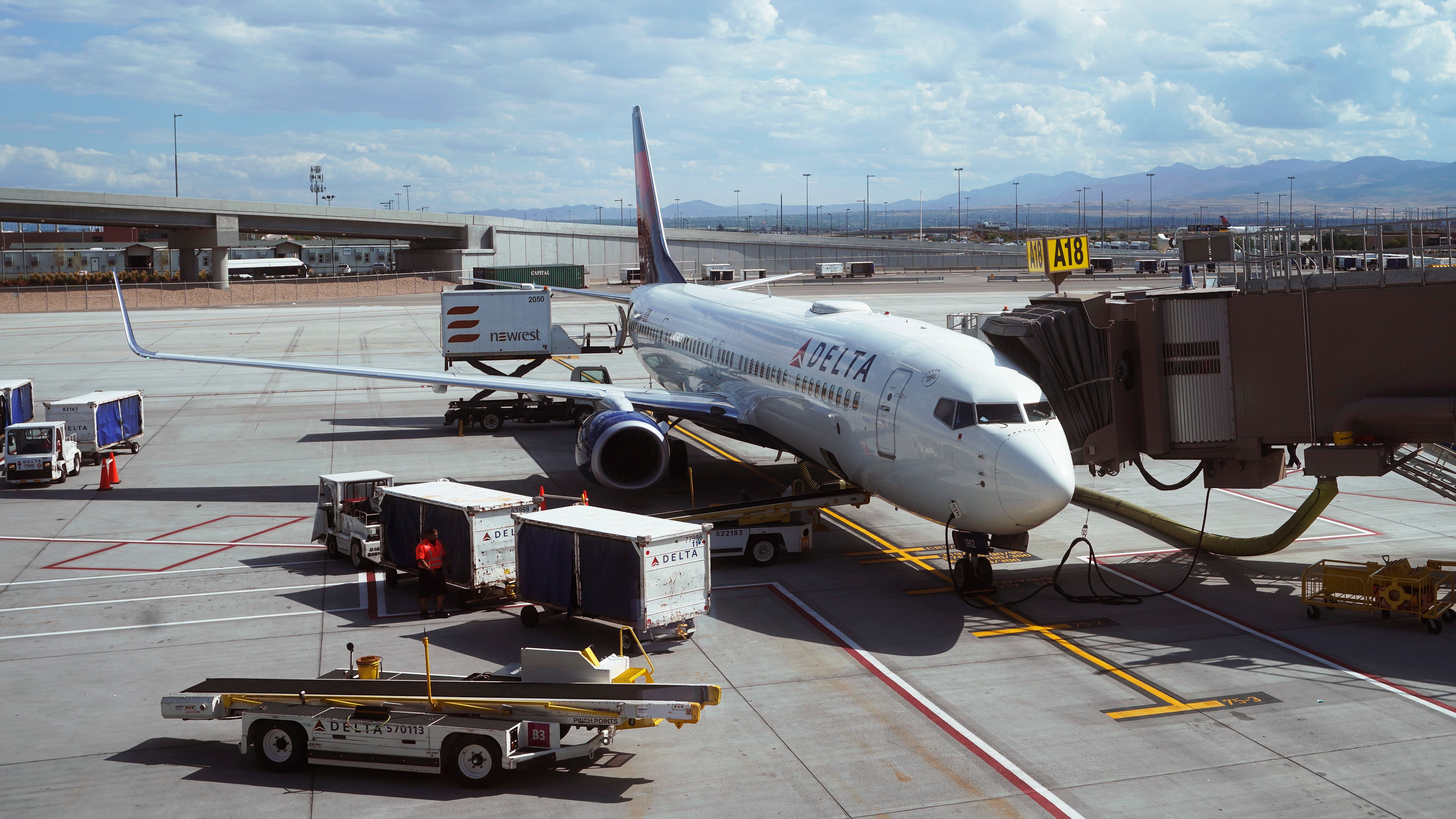 Delta passengers were offered $10,000 to take a later flight