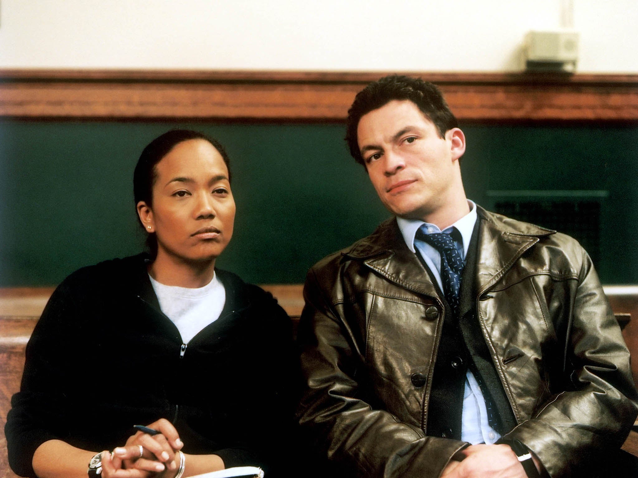 Sonja Sohn as Greggs and Dominic West as McNulty in ‘The Target’