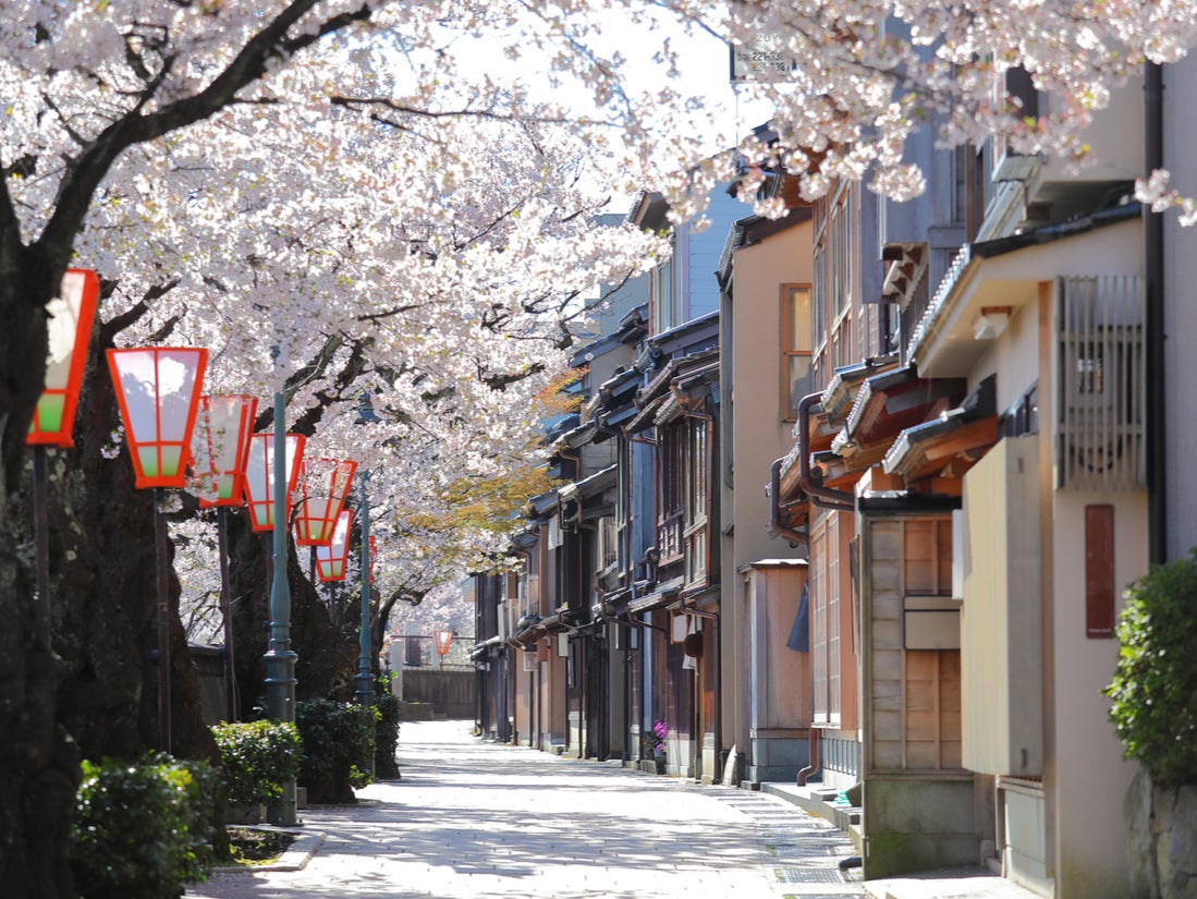 Trade Kyoto for beautiful Kanazawa