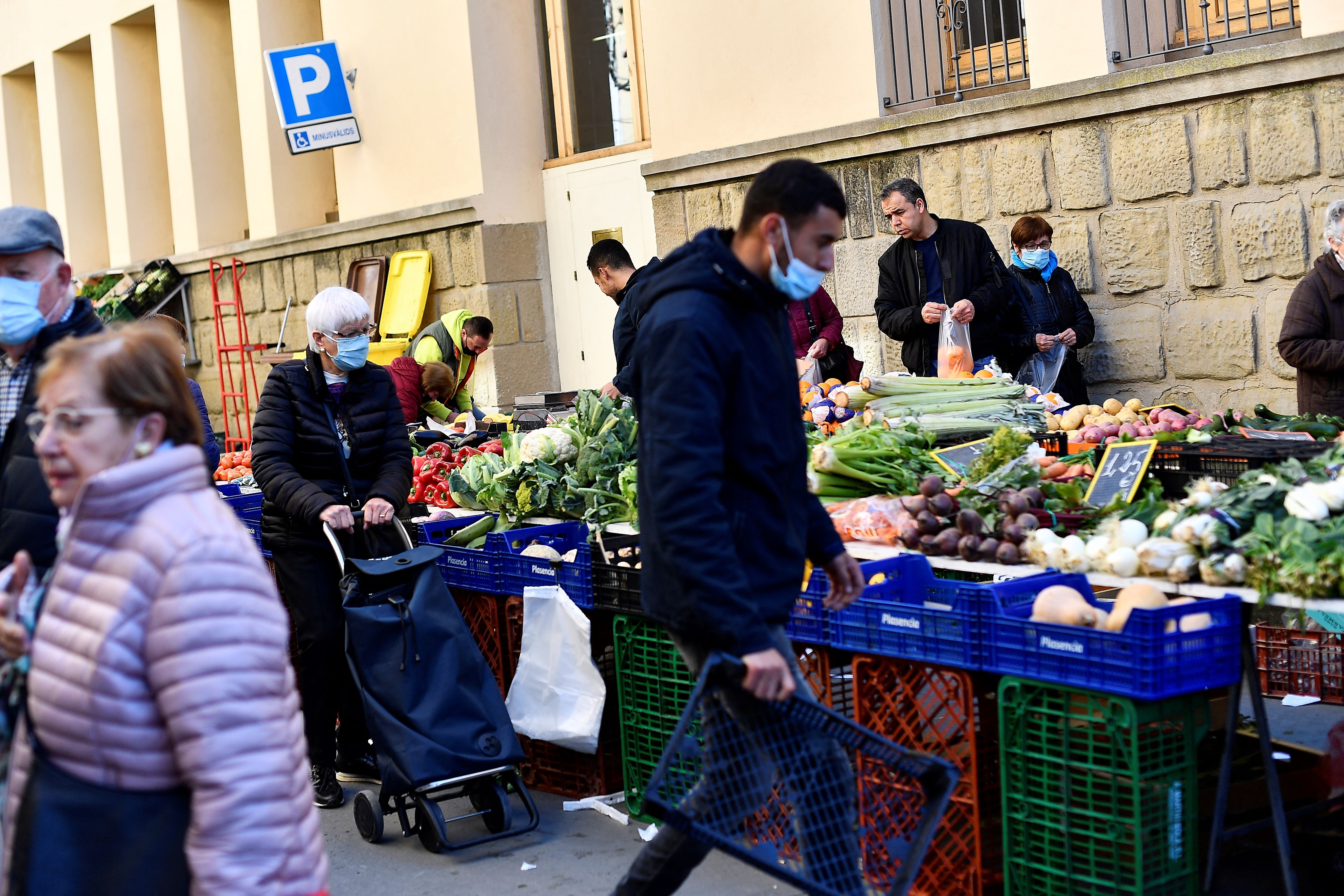 A food market in Guissona, Spain