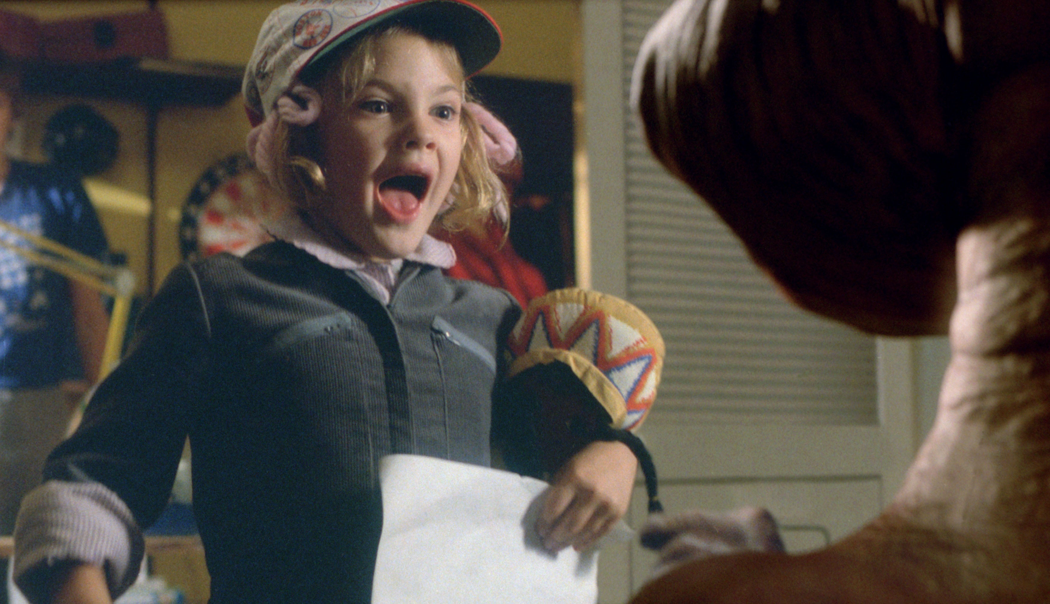 Drew Barrymore, as Gertie, lays eyes on ET for the first time