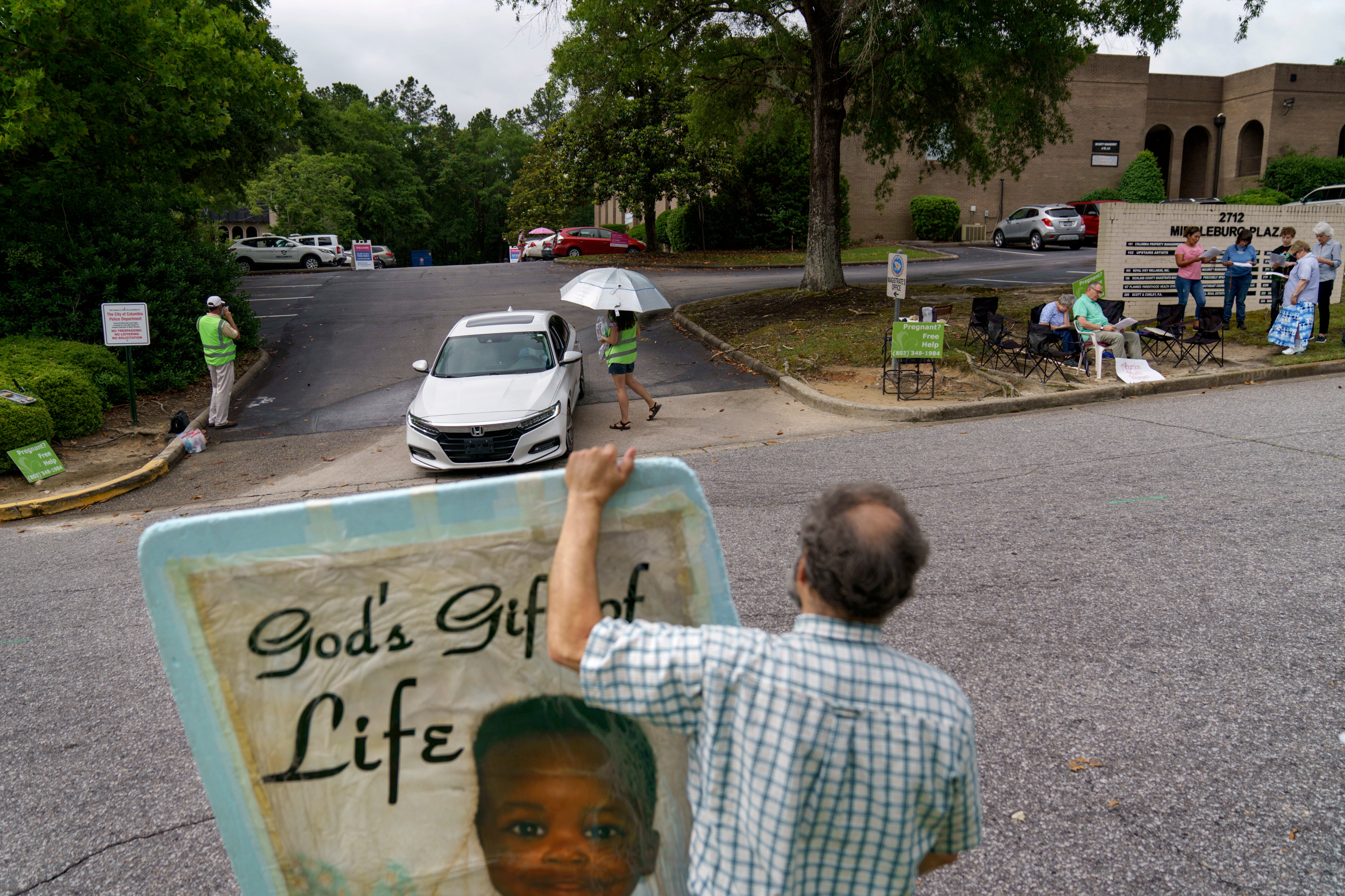 Anti-abortion protesters outside a Planned Parenthood clinic in South Carolina