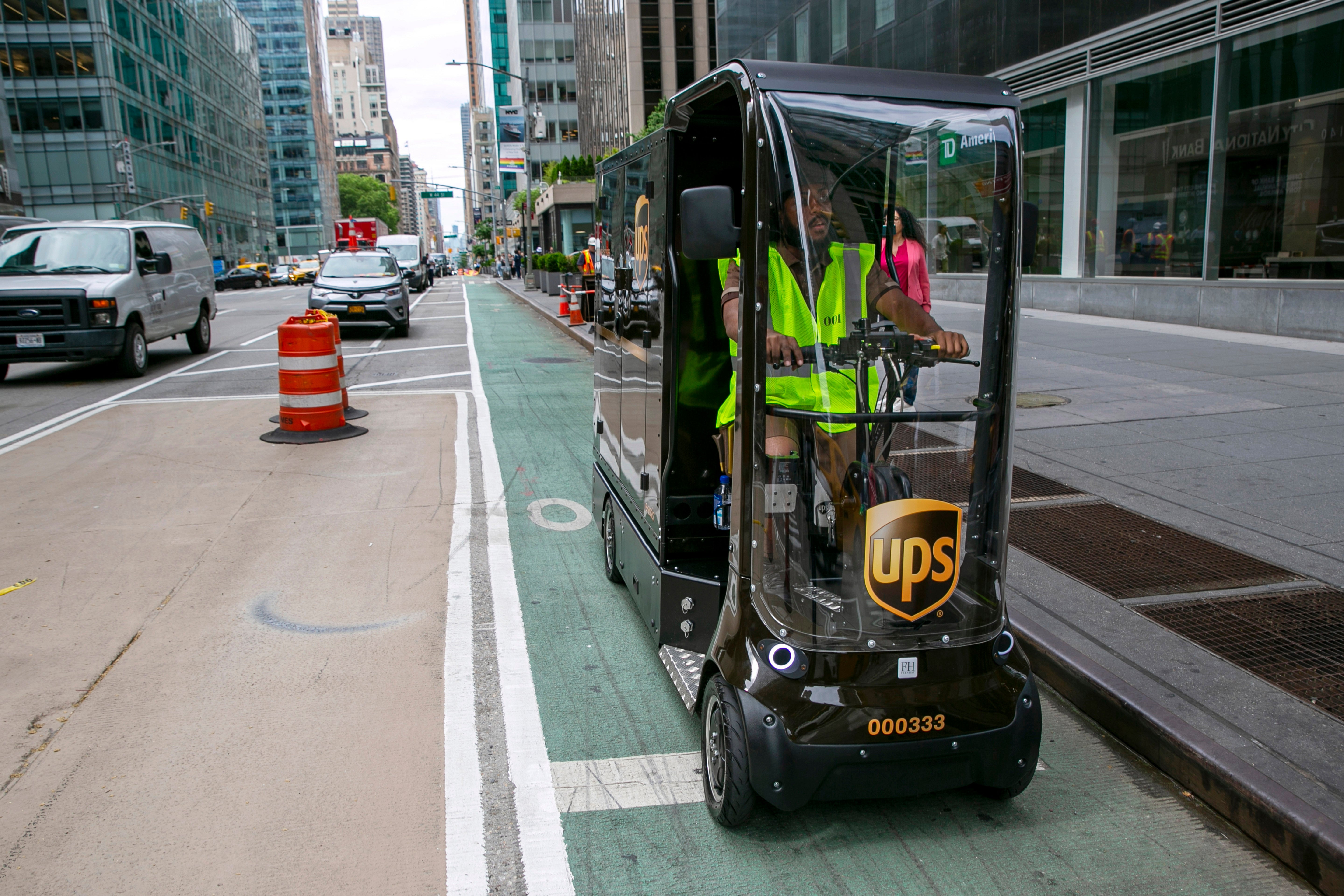 UPS Quadmobile
