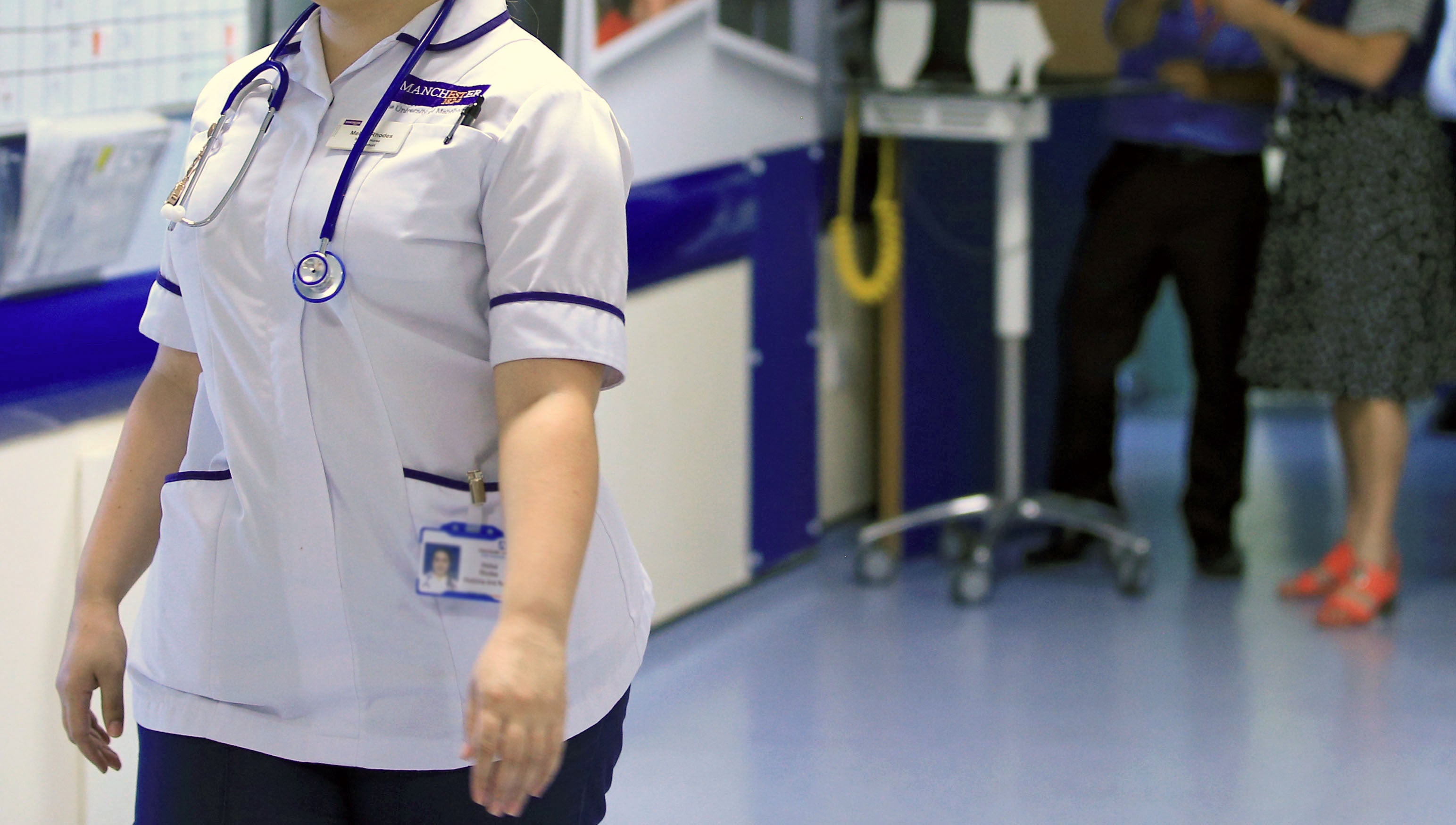 A worker on a ward (Peter Byrne/PA)