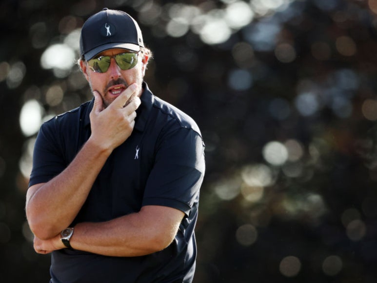 Phil Mickelson endured a day to forget