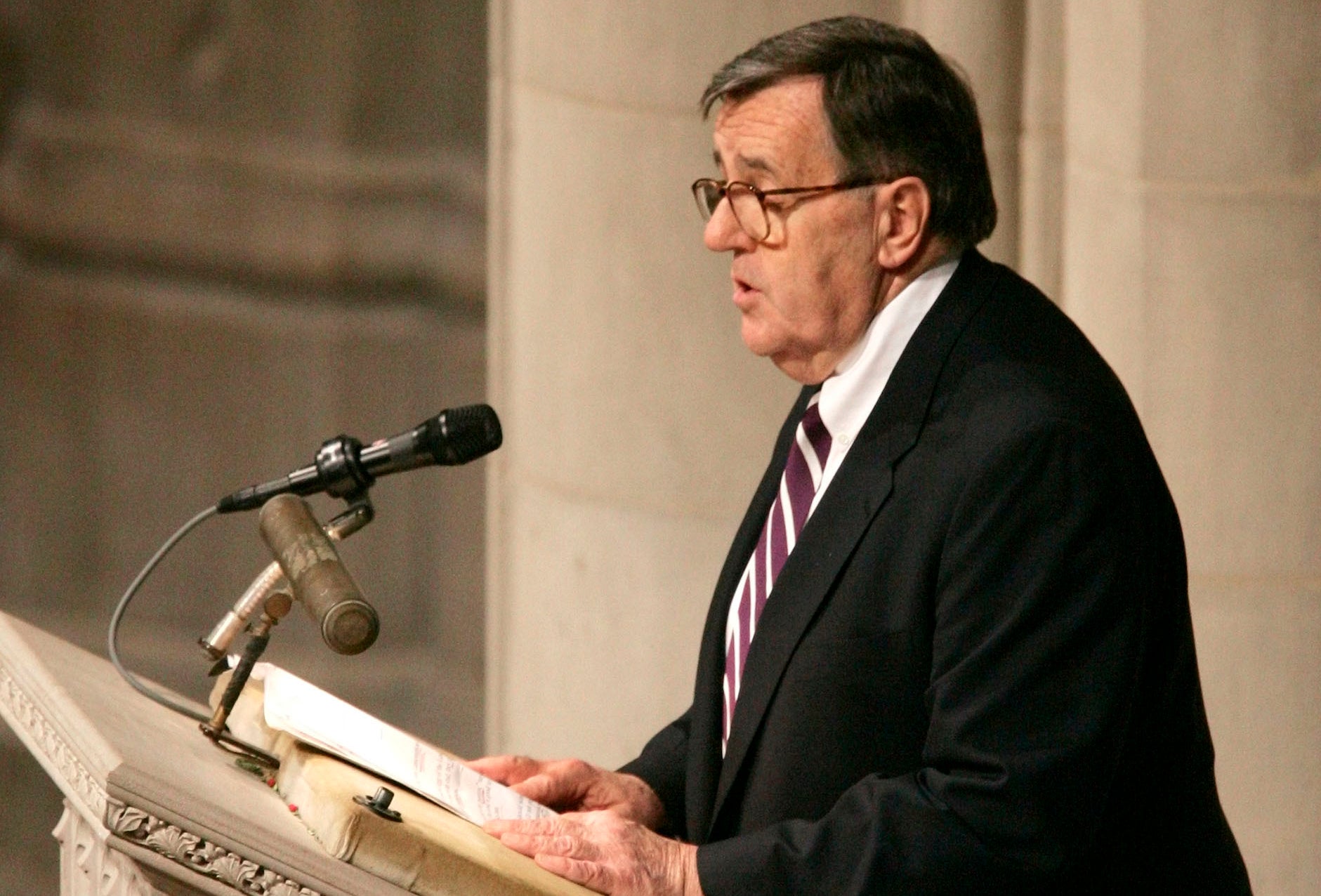 Obit Mark Shields