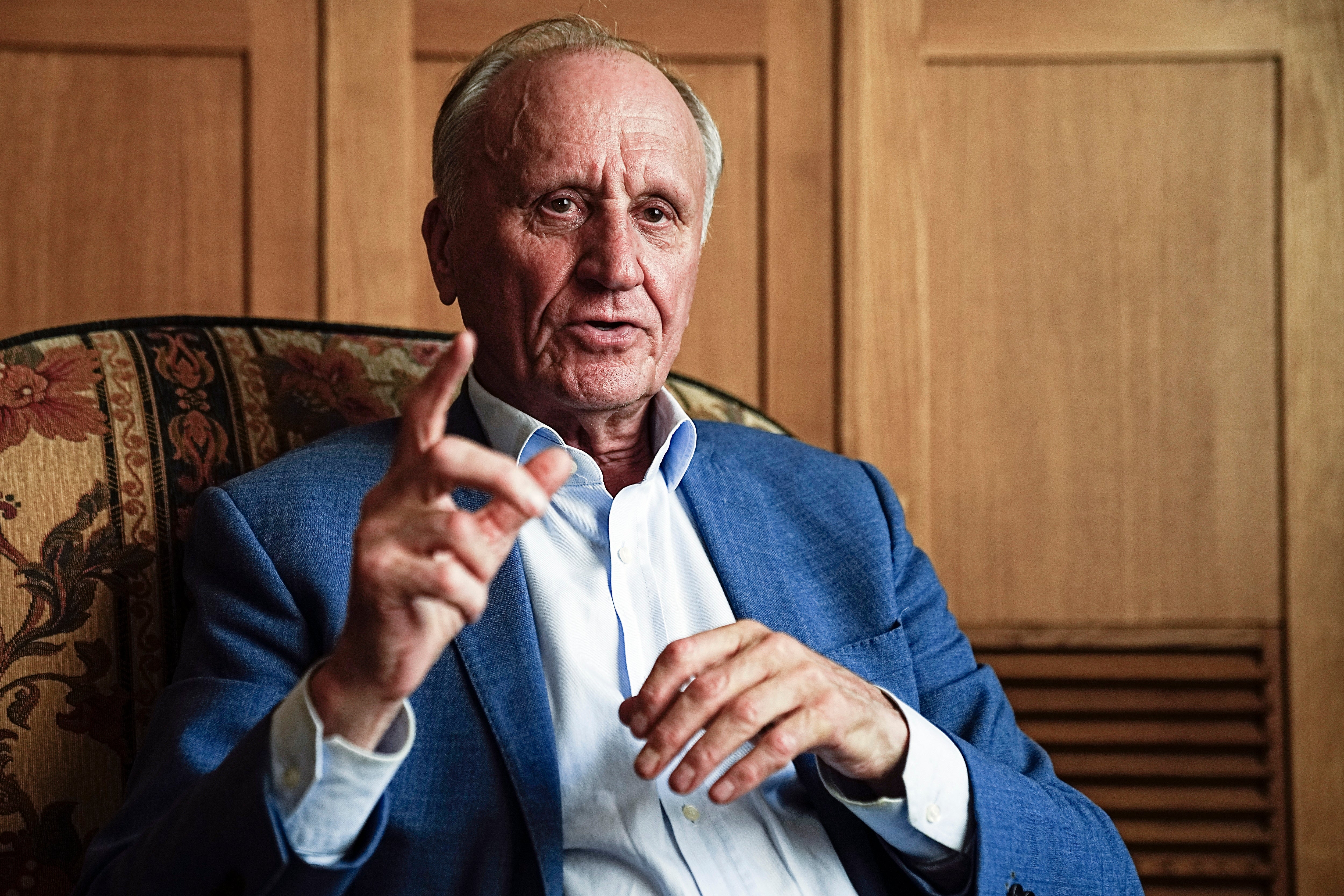 CORRECTION Russia Burbulis Obit