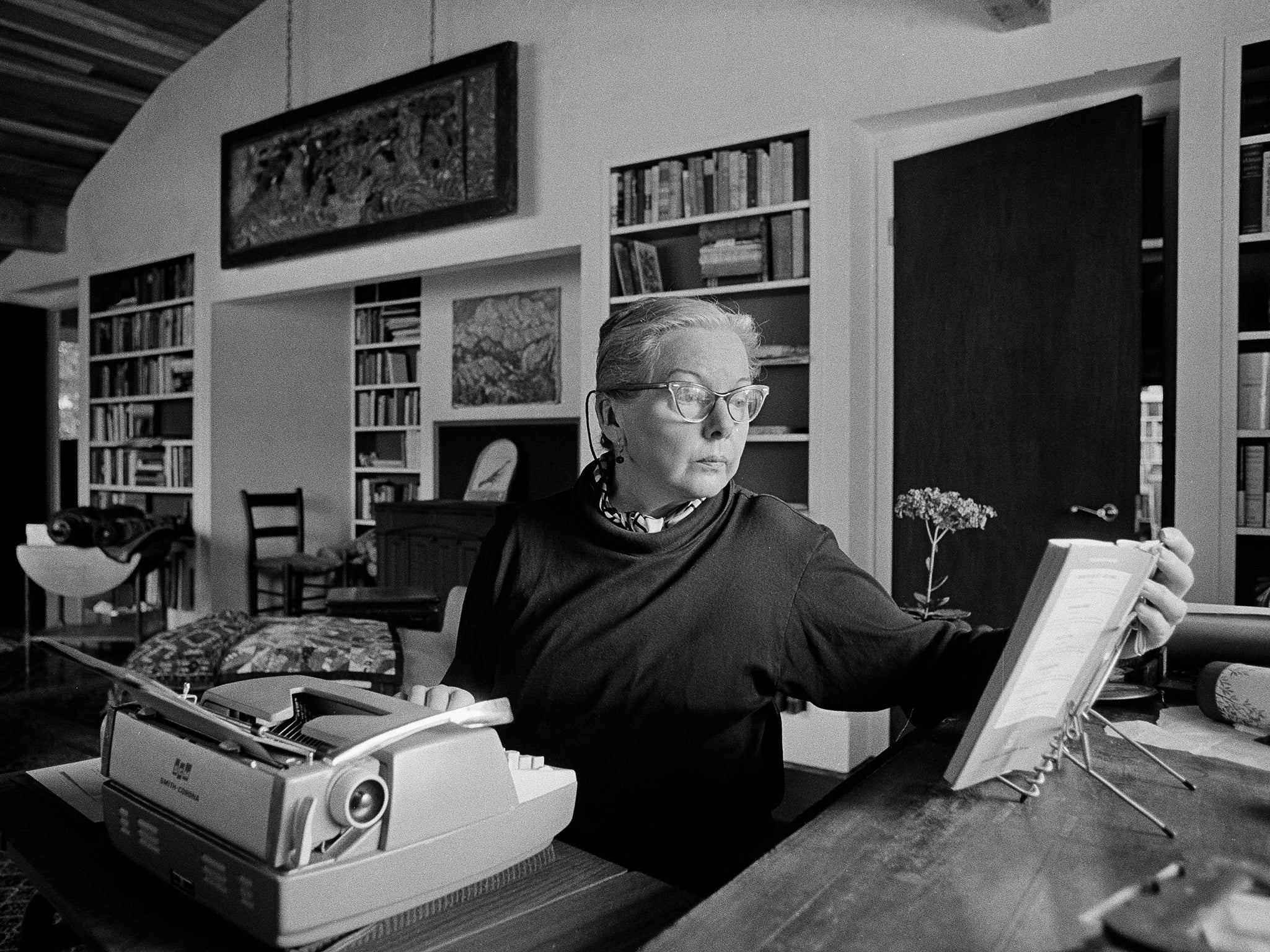 MFK Fisher at home in Sonoma, California, in 1971