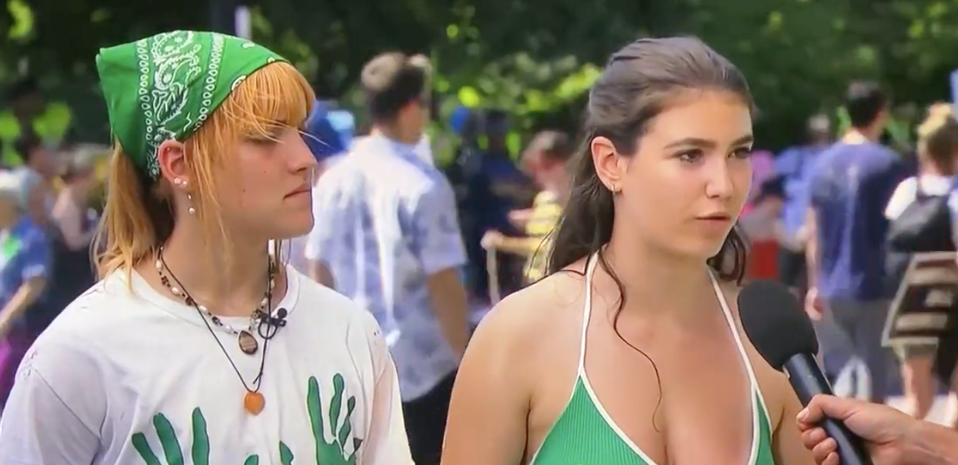 Protesters unleash anger at Democrats for inaction over Roe v Wade: ‘My rights are not a fundraising point’