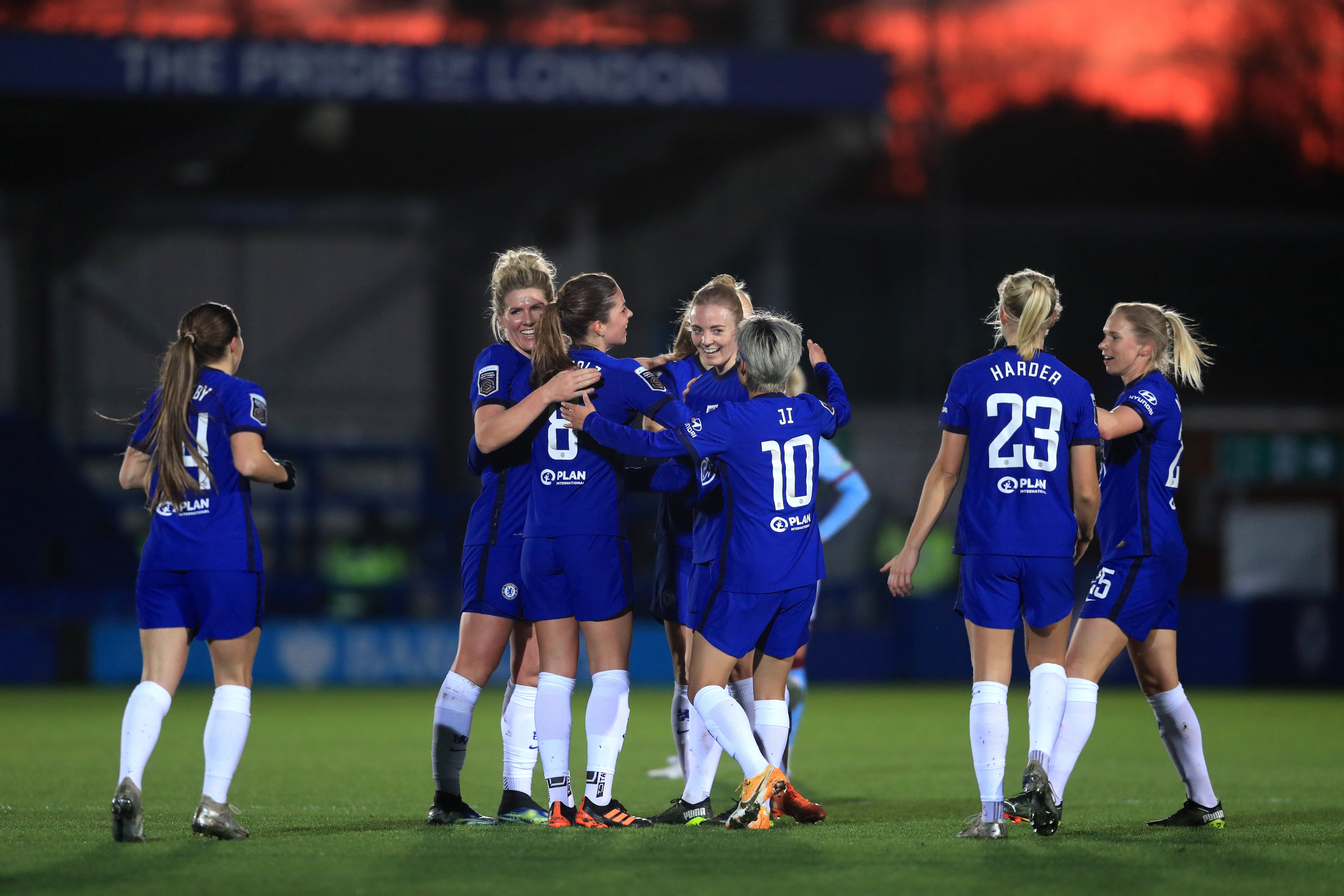 Sophie Ingle (centre) will be watching several of her Chelsea teammates in action at Euro 2022 (Adam Davy/PA)