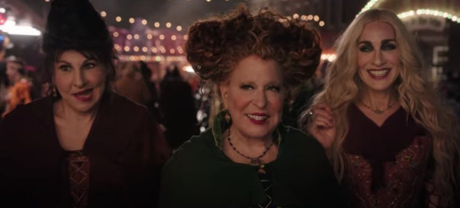 Kathy Najimy, Bette Midler and Sarah Jessica Parker in Hocus Pocus 2