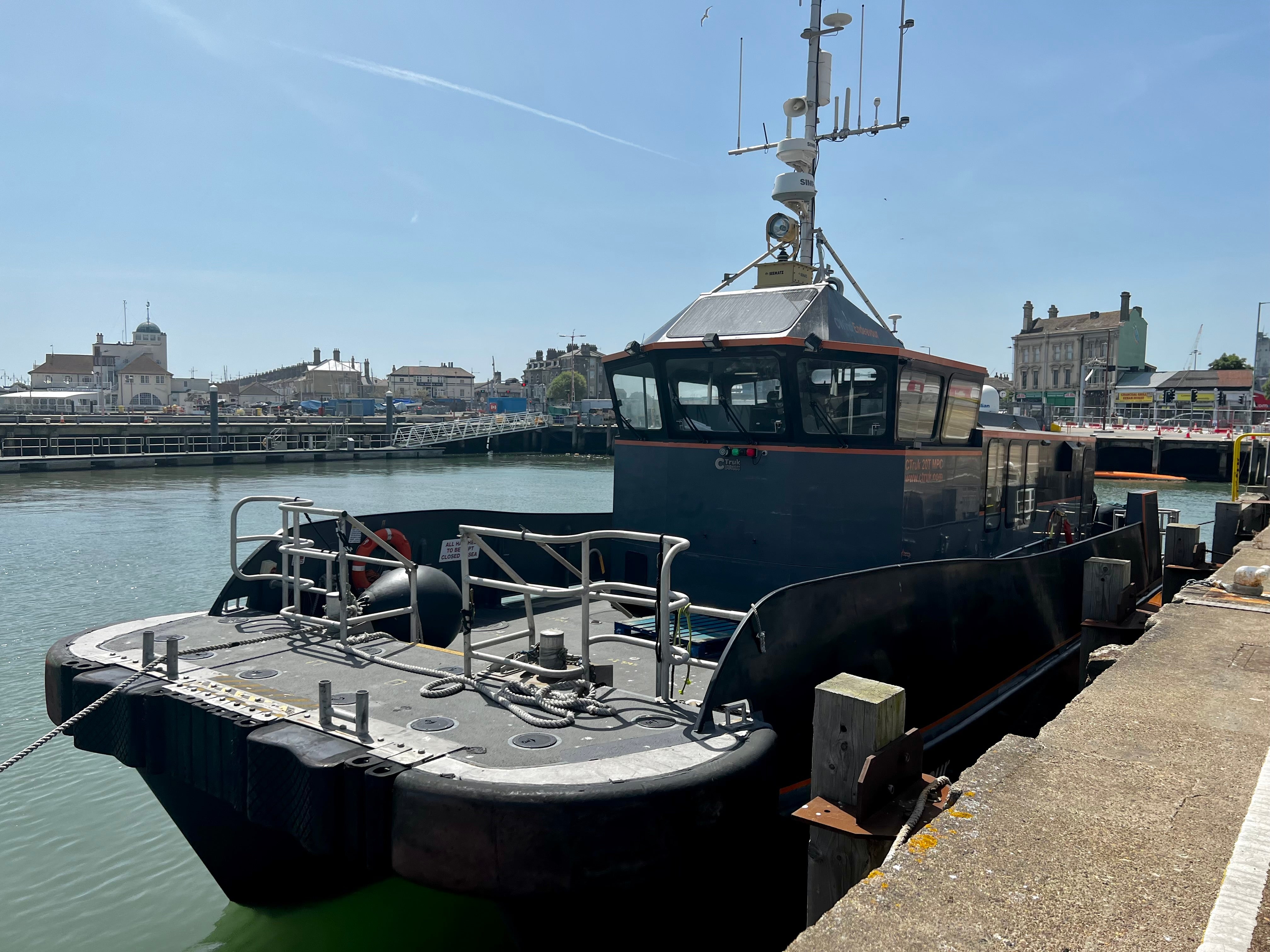 A workboat called the ‘Endeavour’ went out from Lowestoft to meet tankers carrying Russian fuel oil