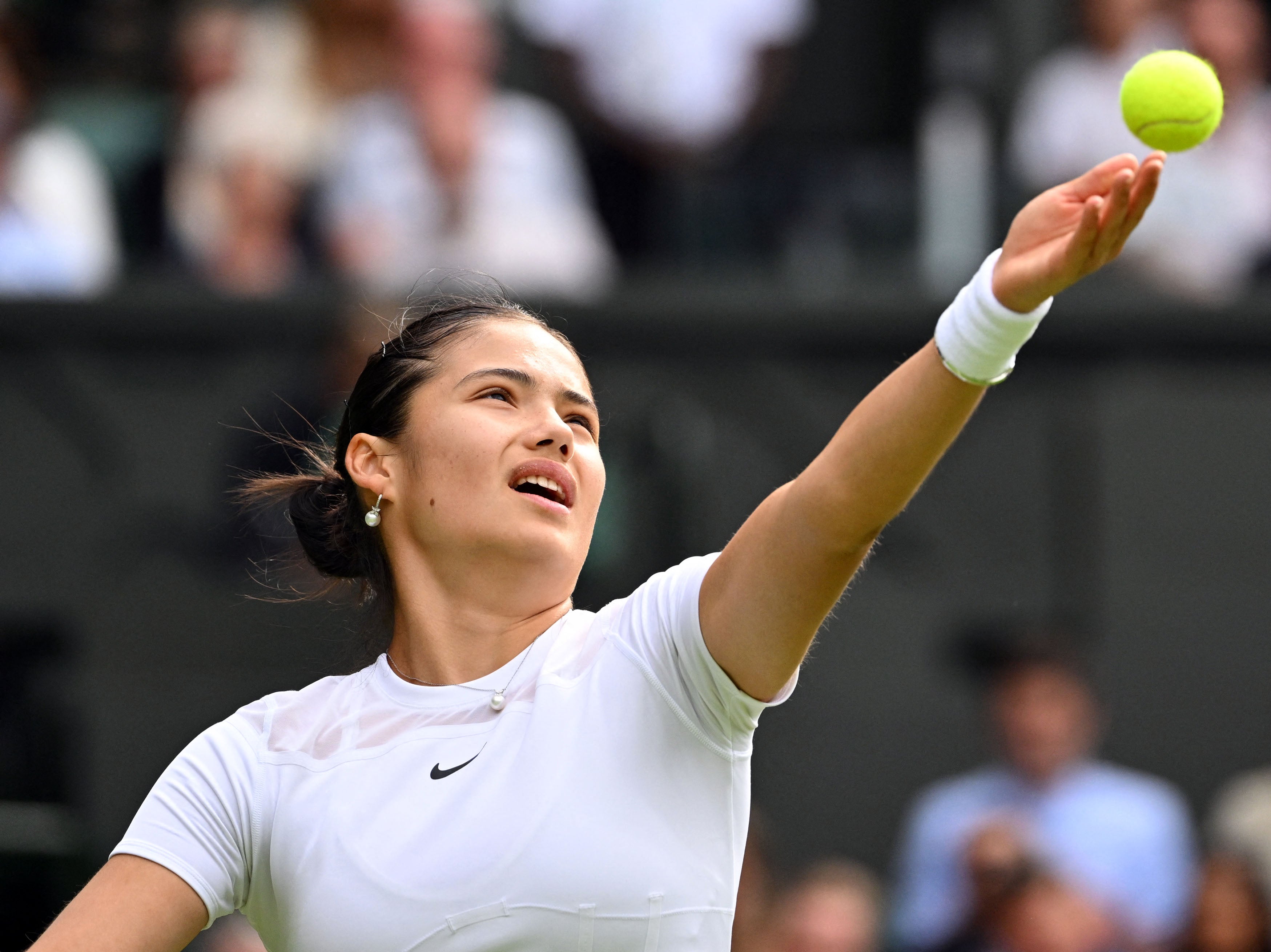 Emma Raducanu sports $37,000 worth of Tiffany jewelry as she exits Wimbledon