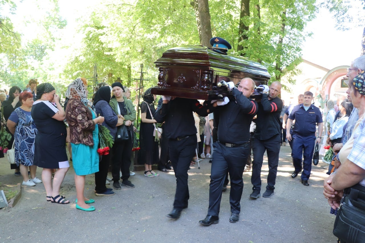 A procession for Lieutenant Colonel Pavel Kislyakov