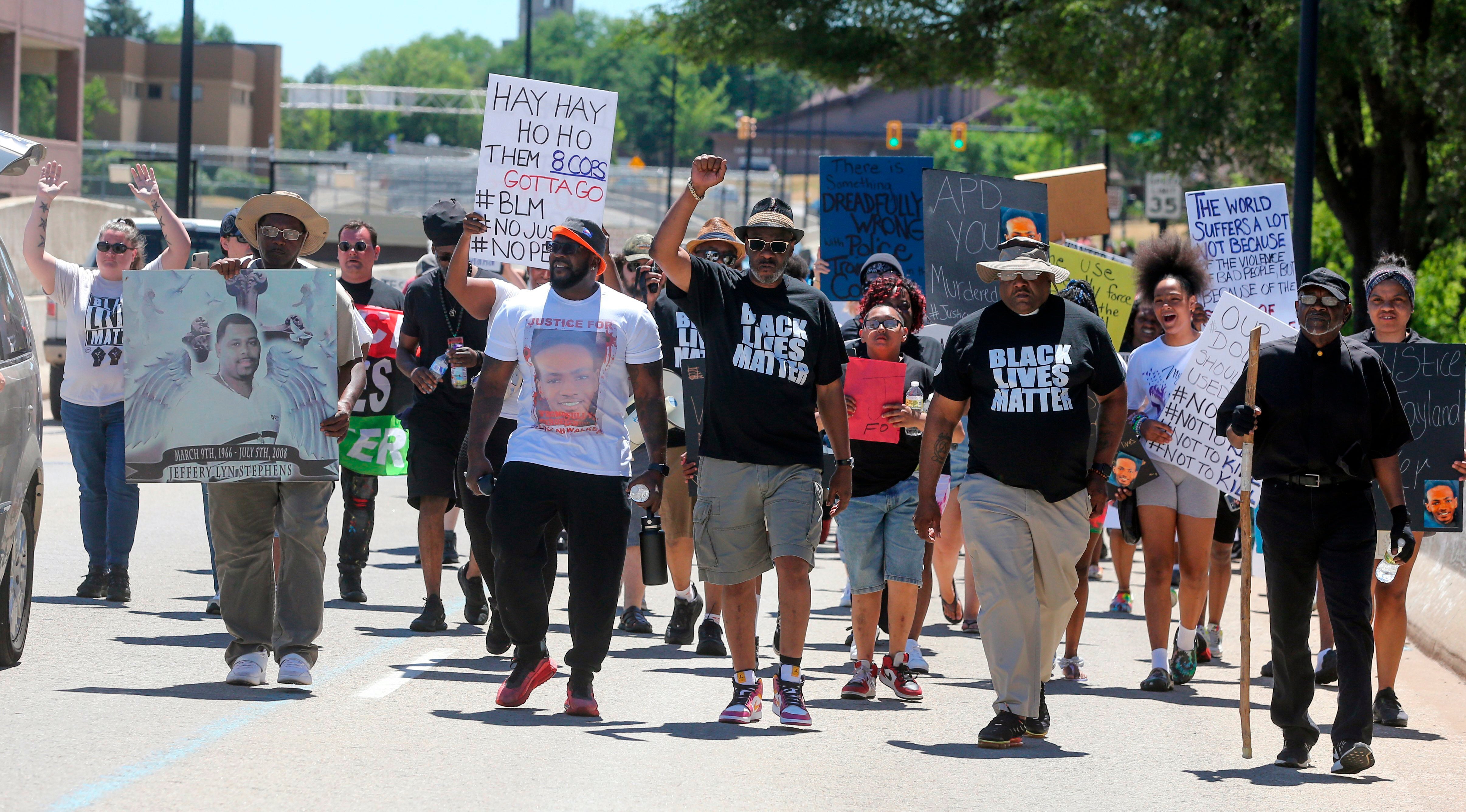 Mr Walker, a 25-year-old Black motorist, was shot dead by Akron police officers after fleeing a minor traffic stop on foot