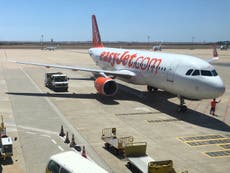 EasyJet operations chief resigns as peak season begins