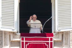 Pope denies resignation rumors, hopes to visit Kyiv, Moscow