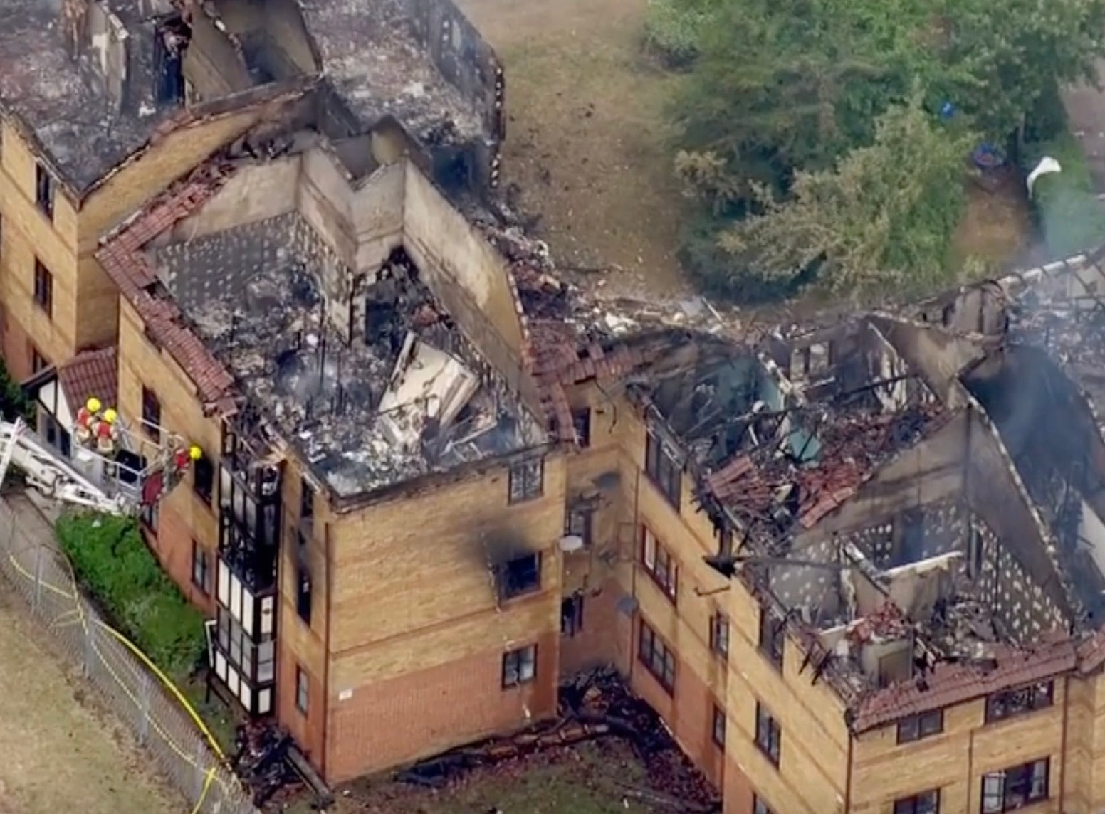Bedfordshire Fire and Rescue Service described the blaze as a “major incident”