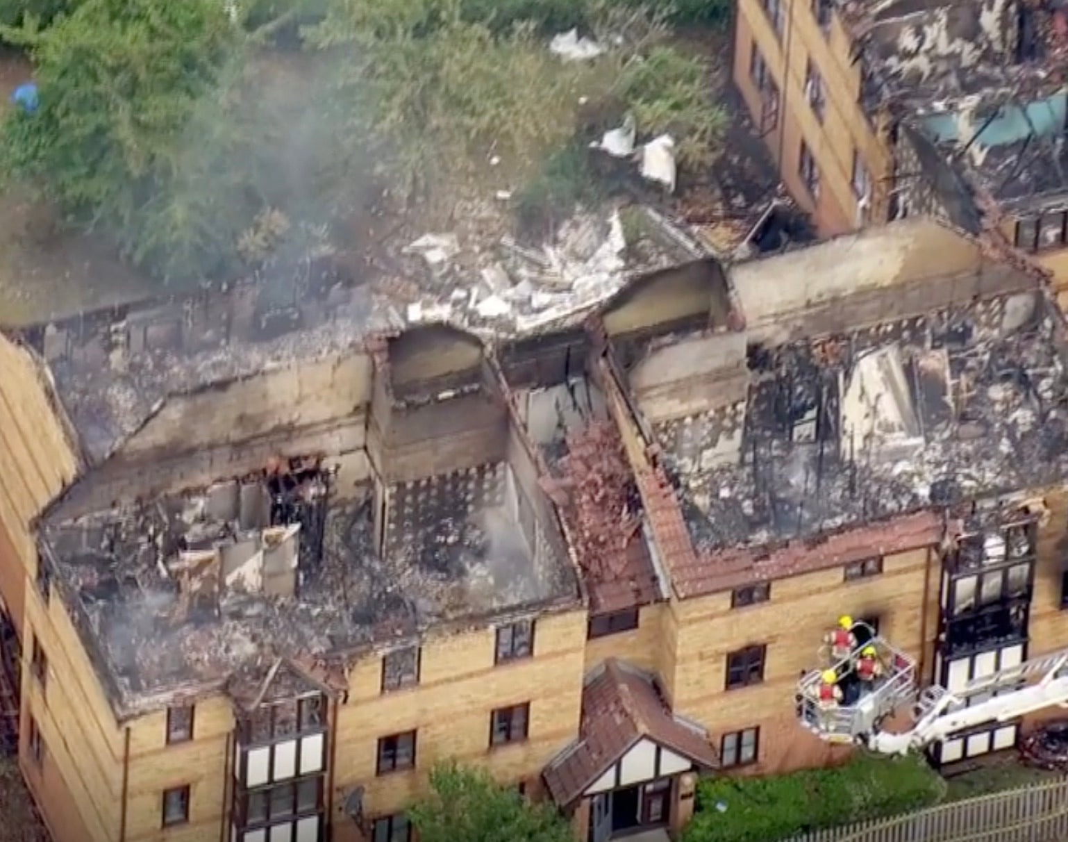 Nearby Shackleton Primary School was evacuated as a result of the fire