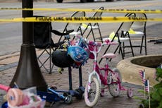 ‘I ran from Chicago mass shooting with my two little girls in my arms - don’t blame this on mental illness’