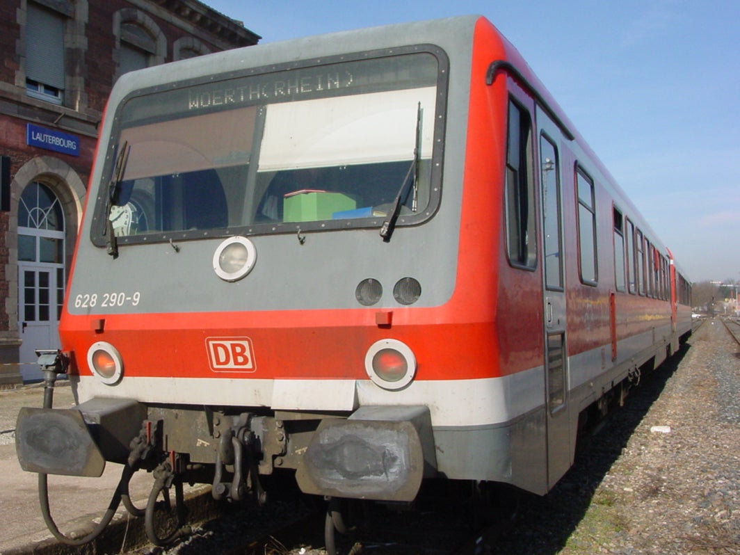 Cross-country: German train at a French station