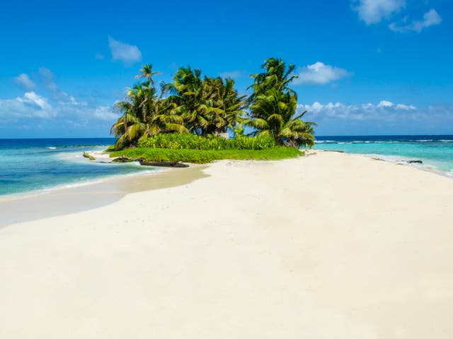 <p>Experience a tropical island escape in Belize</p>
