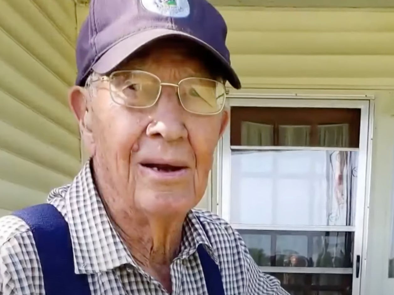 Bradford Freeman, a World War II veteran who served in the famed ‘Easy Company,’ which was the subject of the book and HBO miniseries ‘Band of Brothers’ has died at age 97.