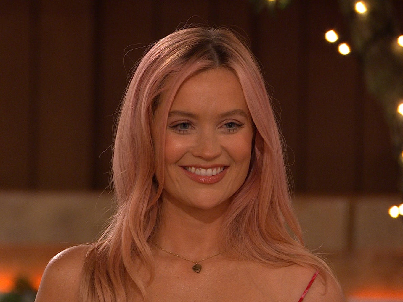 ‘Love Island’ host Laura Whitmore has entered villa for Casa Amor recoupling