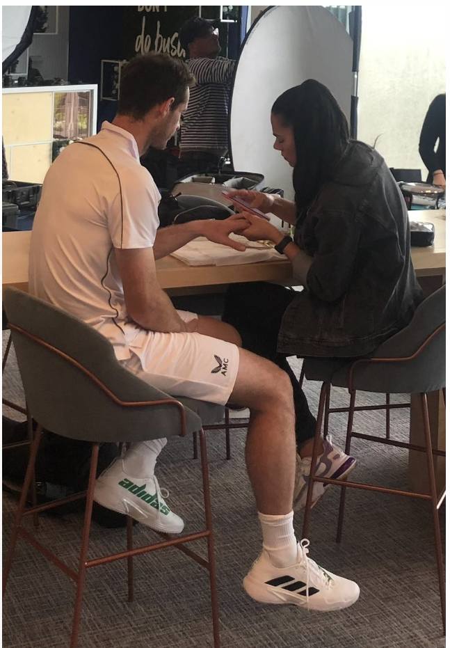 Michelle Humphrey (right) paints Andy Murray’s nails