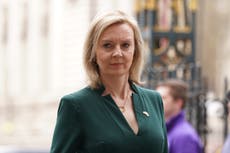 Tory candidates lurch to the right on Brexit, tax and immigration as Liz Truss poised to enter race