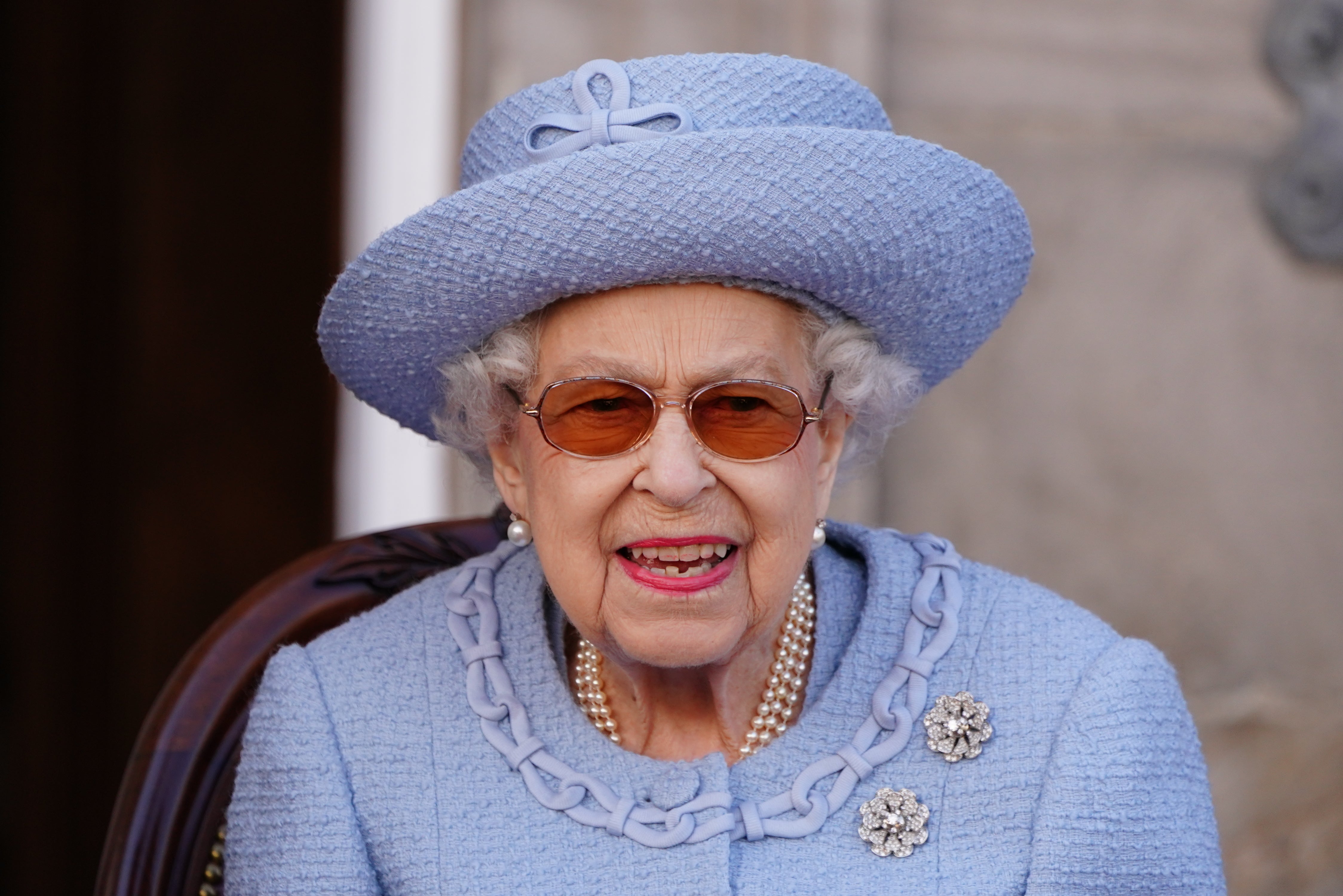 The Queen has visited a hospice near her Windsor home to meet staff and volunteers (PA)