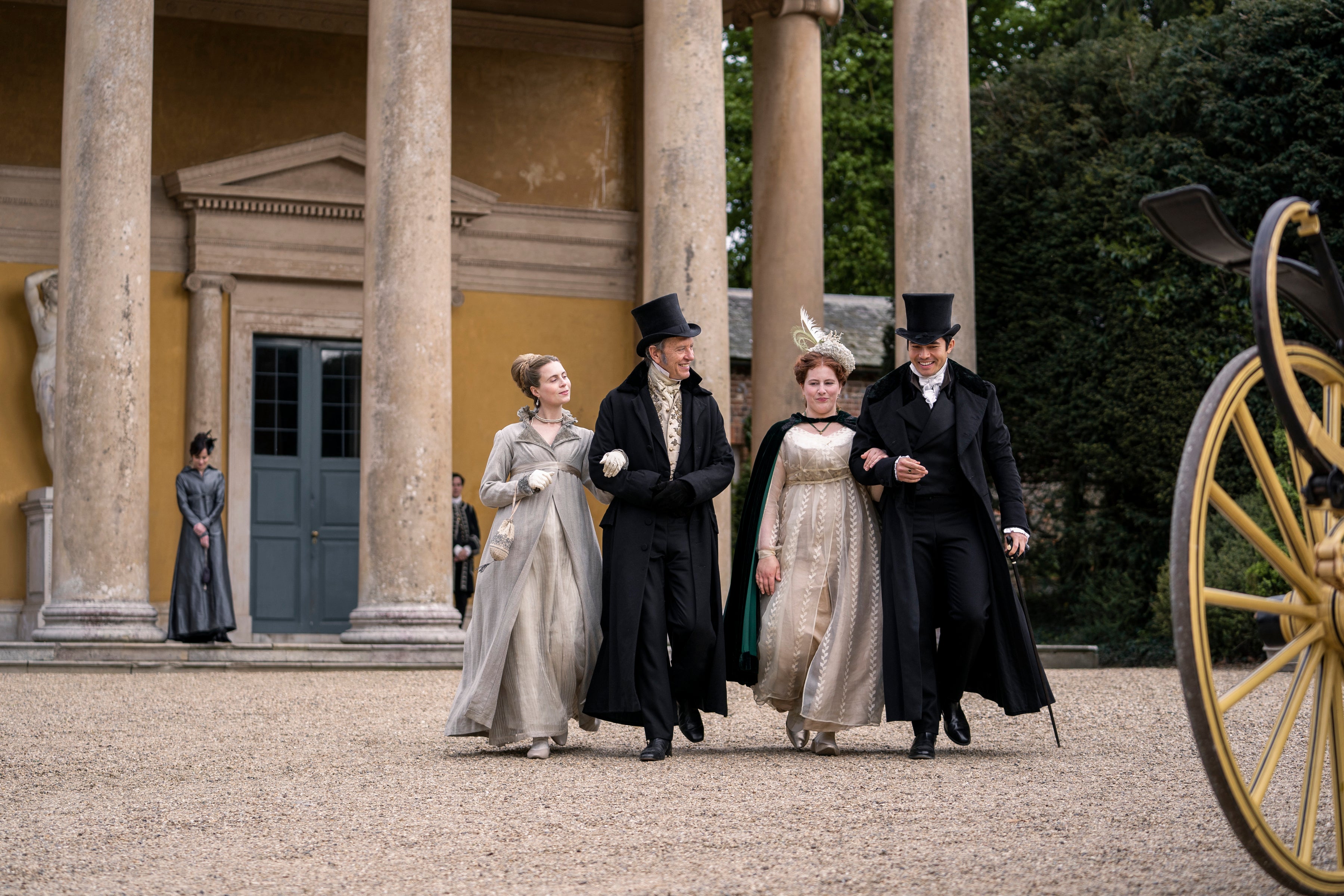 (L to R) Yolanda Kettle as Elizabeth Elliot, Richard E. Grant as Sir Walter Elliot, Lydia Rose Bewley as Penelope Clay, and Henry Golding as Mr. Elliot