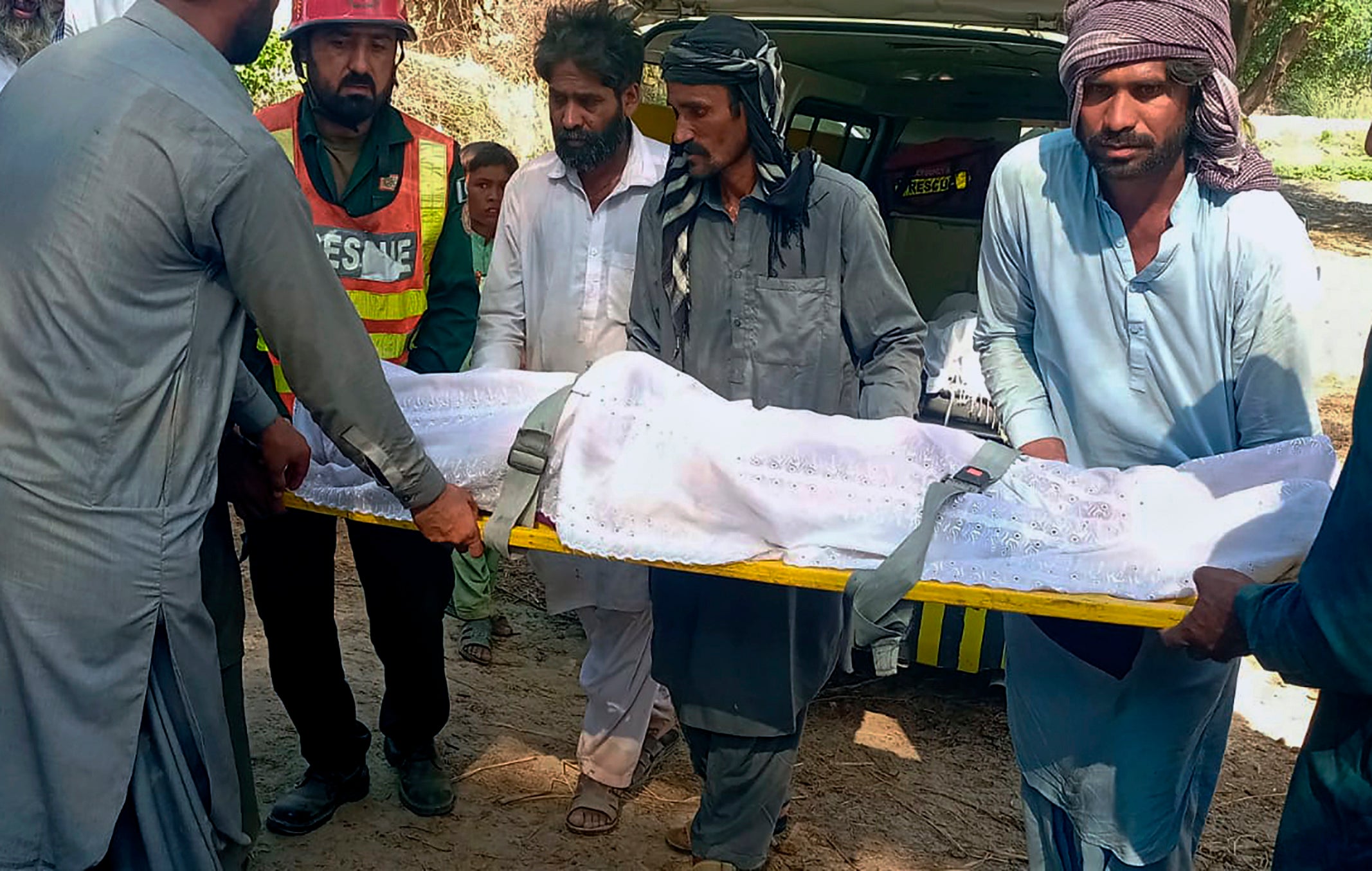 Pakistan Boat Capsized